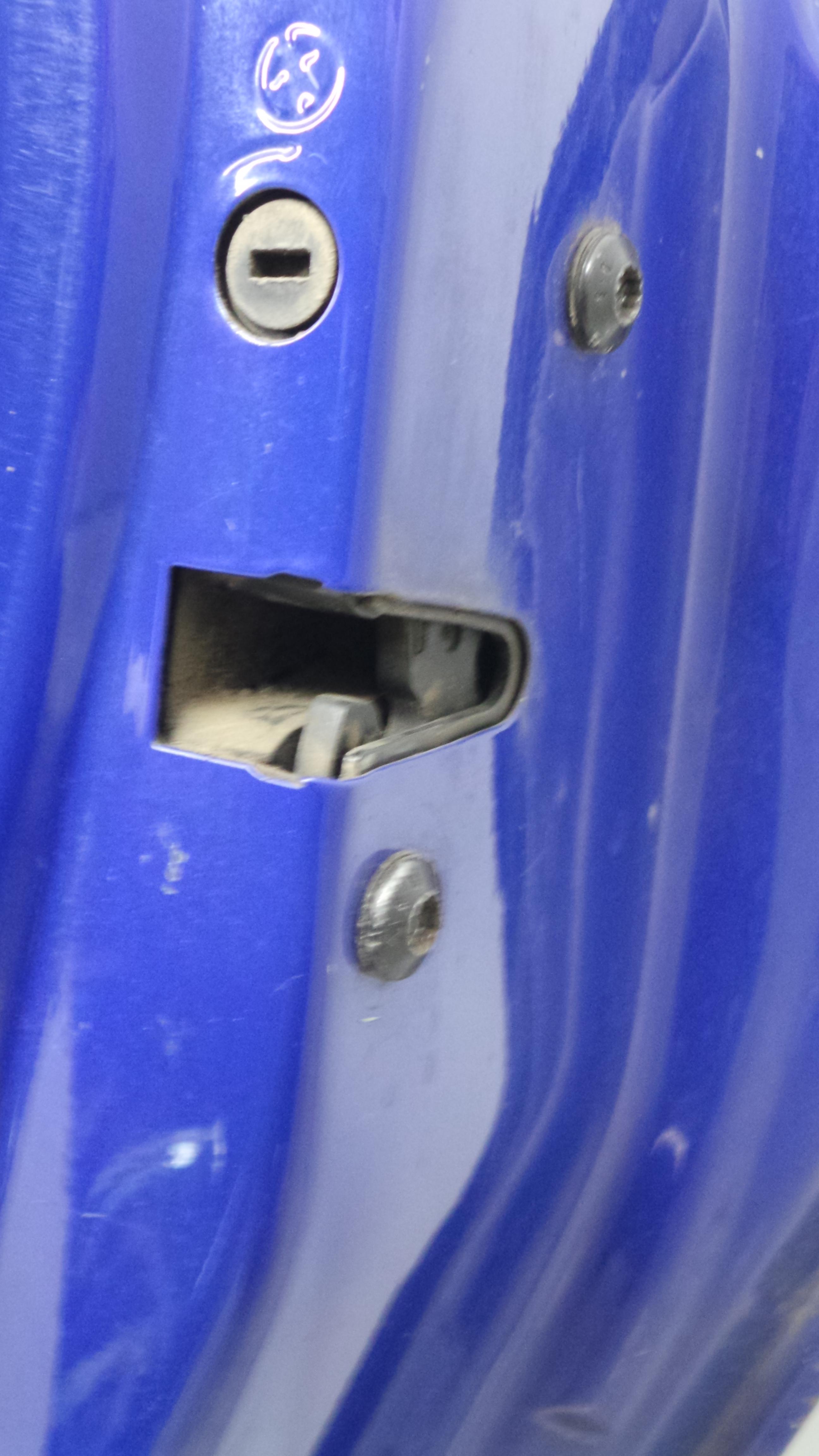 Fecho da Porta Trás Dto  - SEAT IBIZA III (6L1), IBIZA Mk III (6L1)-33061447