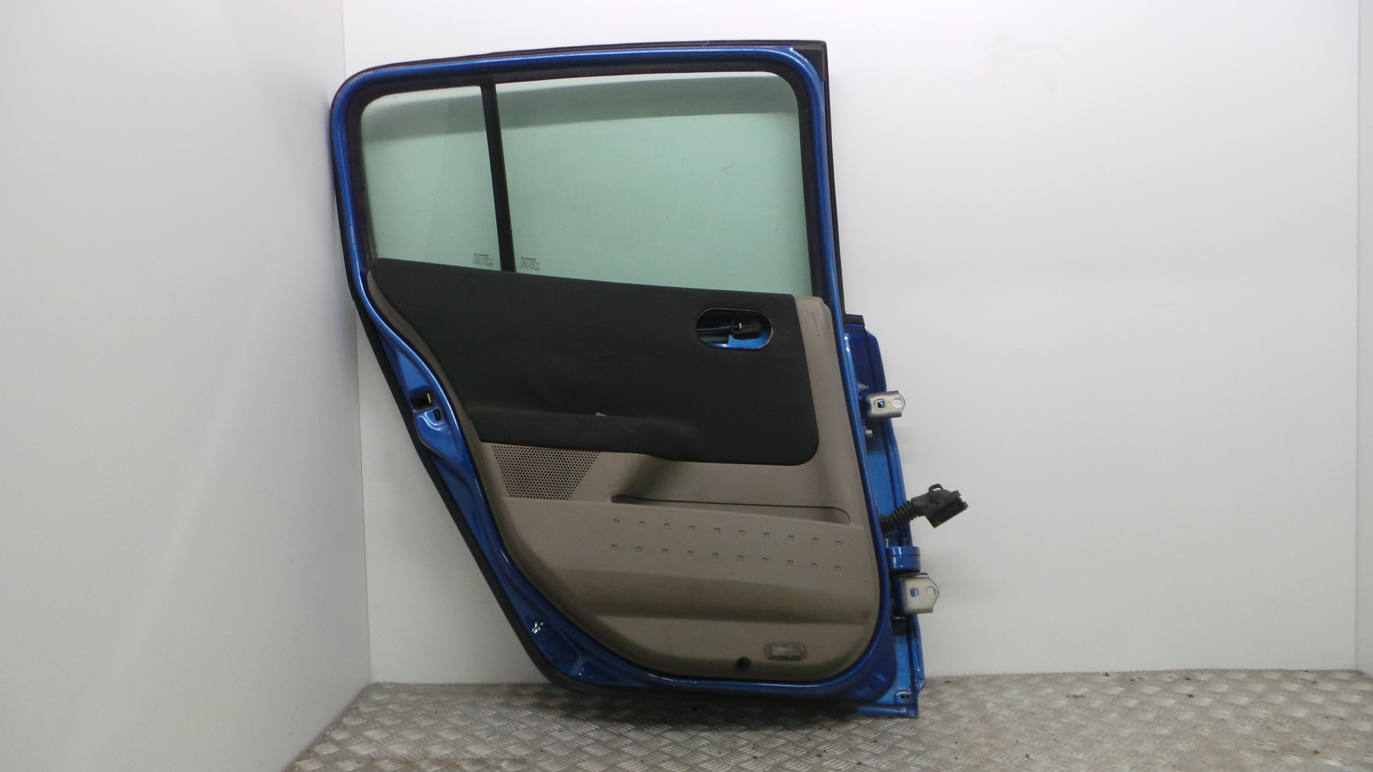 Porta Trás Esq  - RENAULT MEGANE II (BM0/1_, CM0/1_)-33062504