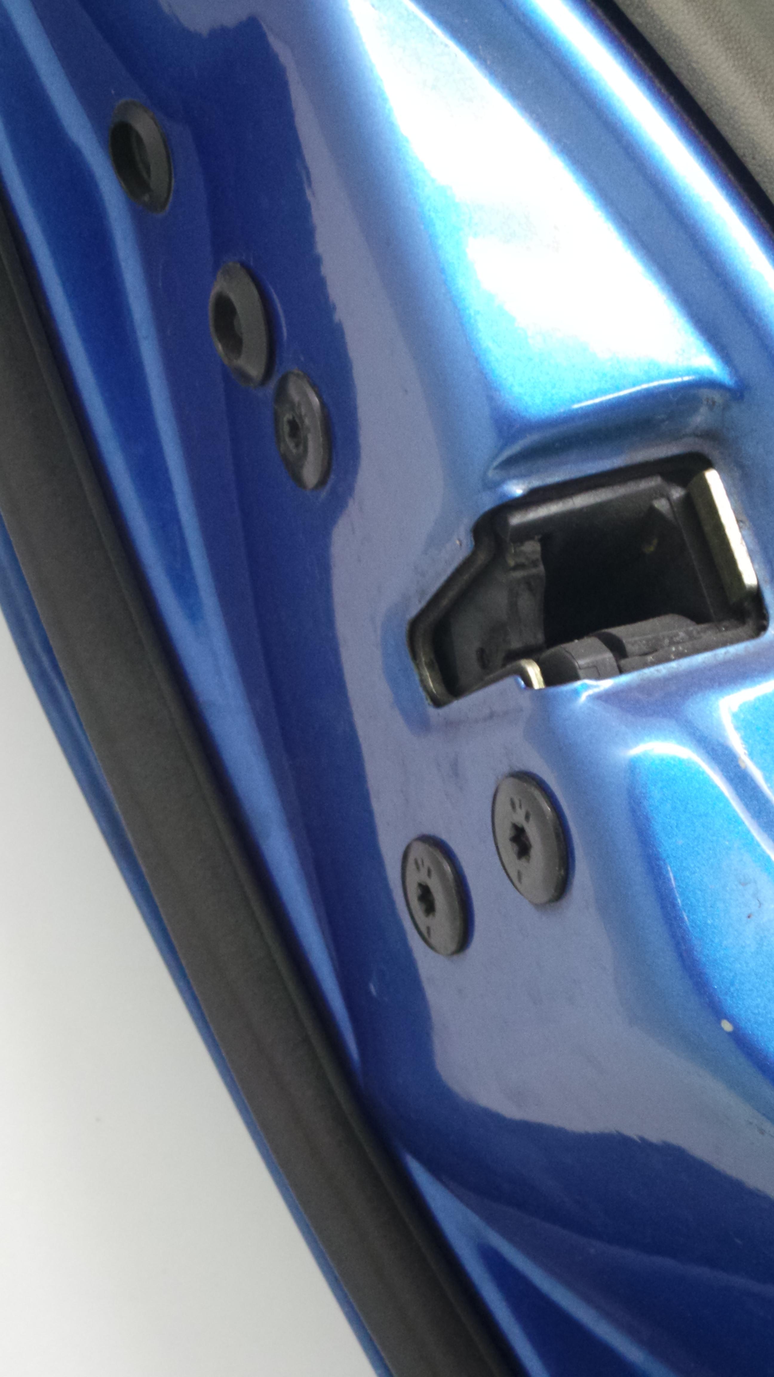 Fecho da Porta Trás Esq  - RENAULT MEGANE II (BM0/1_, CM0/1_)-33062544