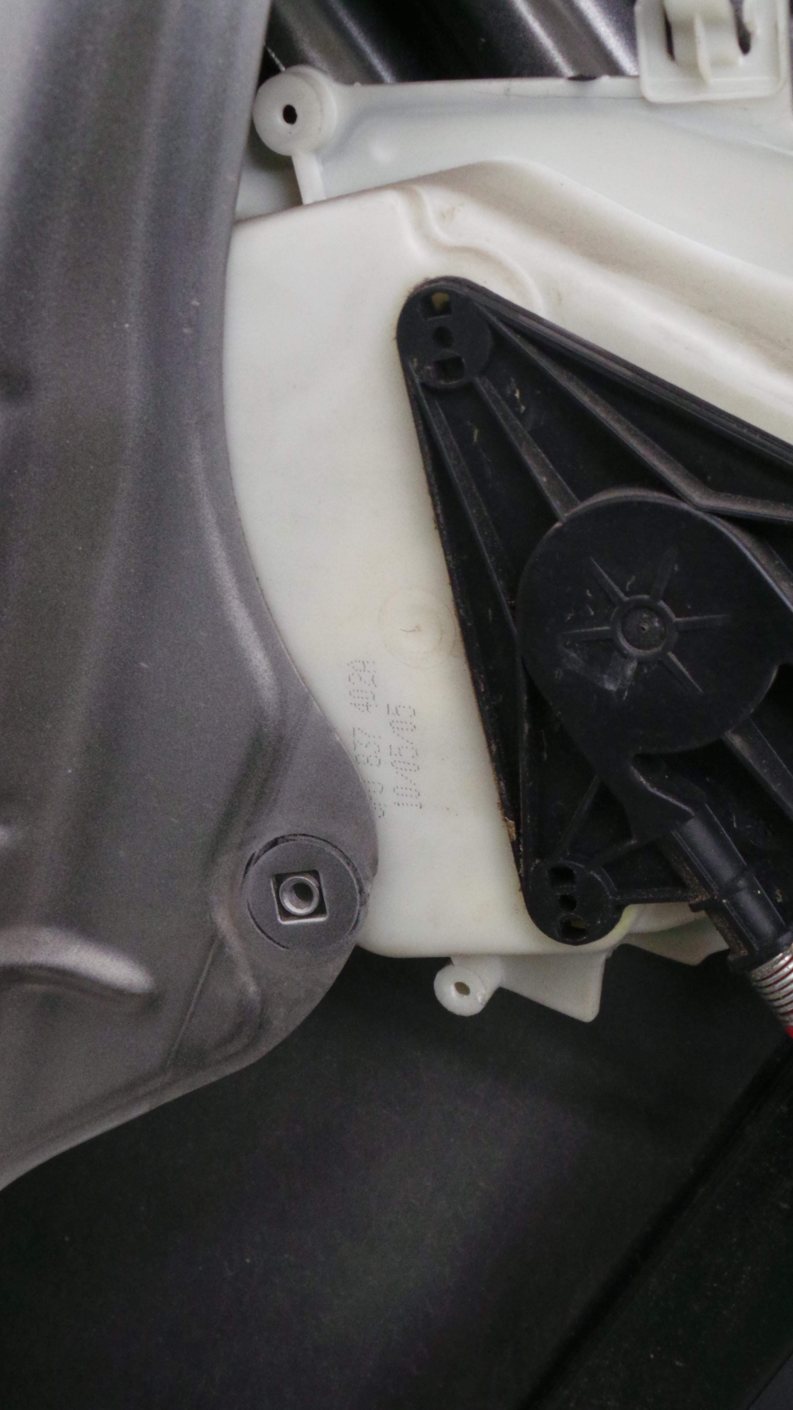 Elevador Frente Dto  - SEAT ALTEA (5P1)-33081071