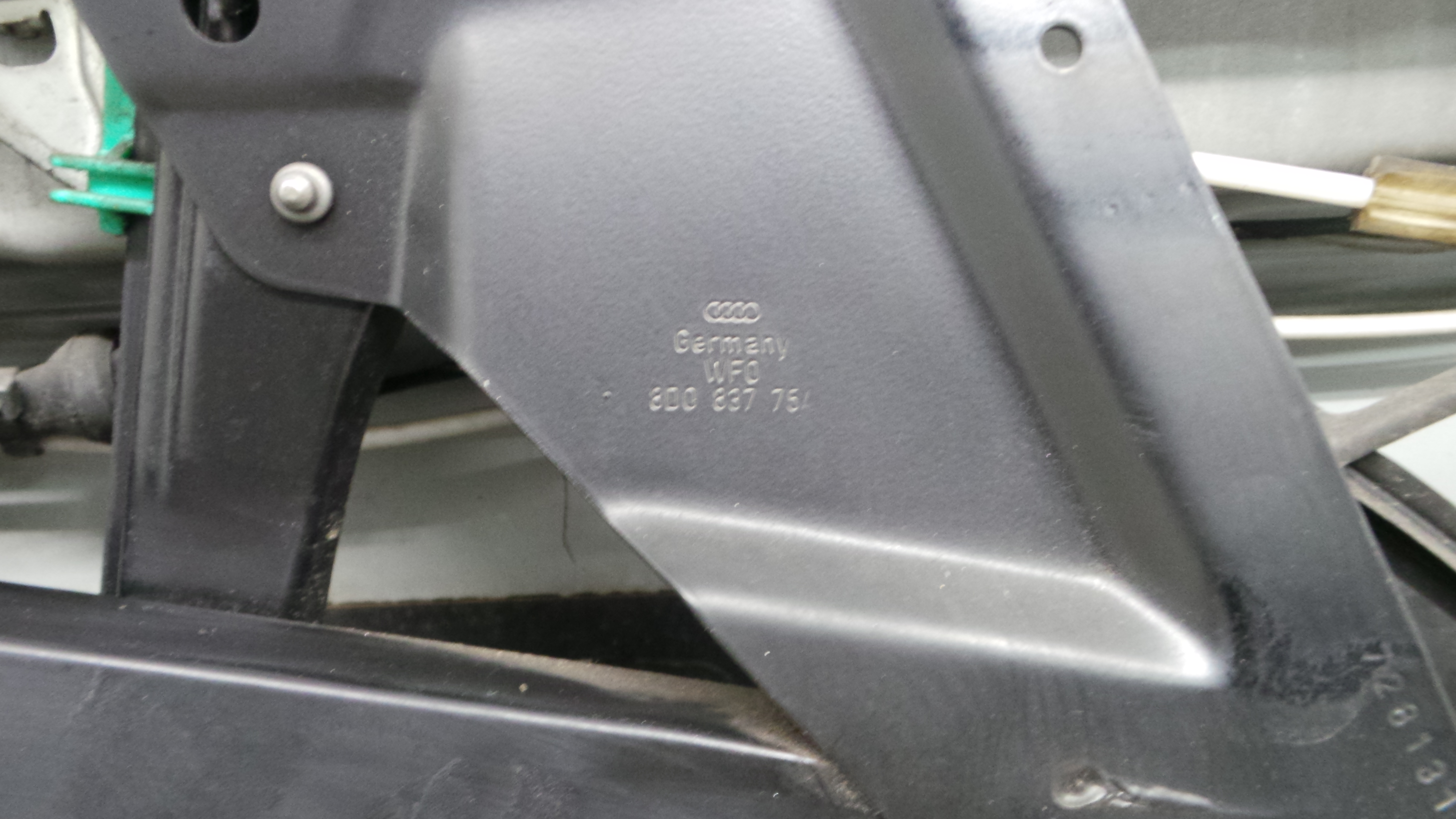 Elevador Frente Dto 8D0837754 - AUDI A4 B5 (8D2)-33081659