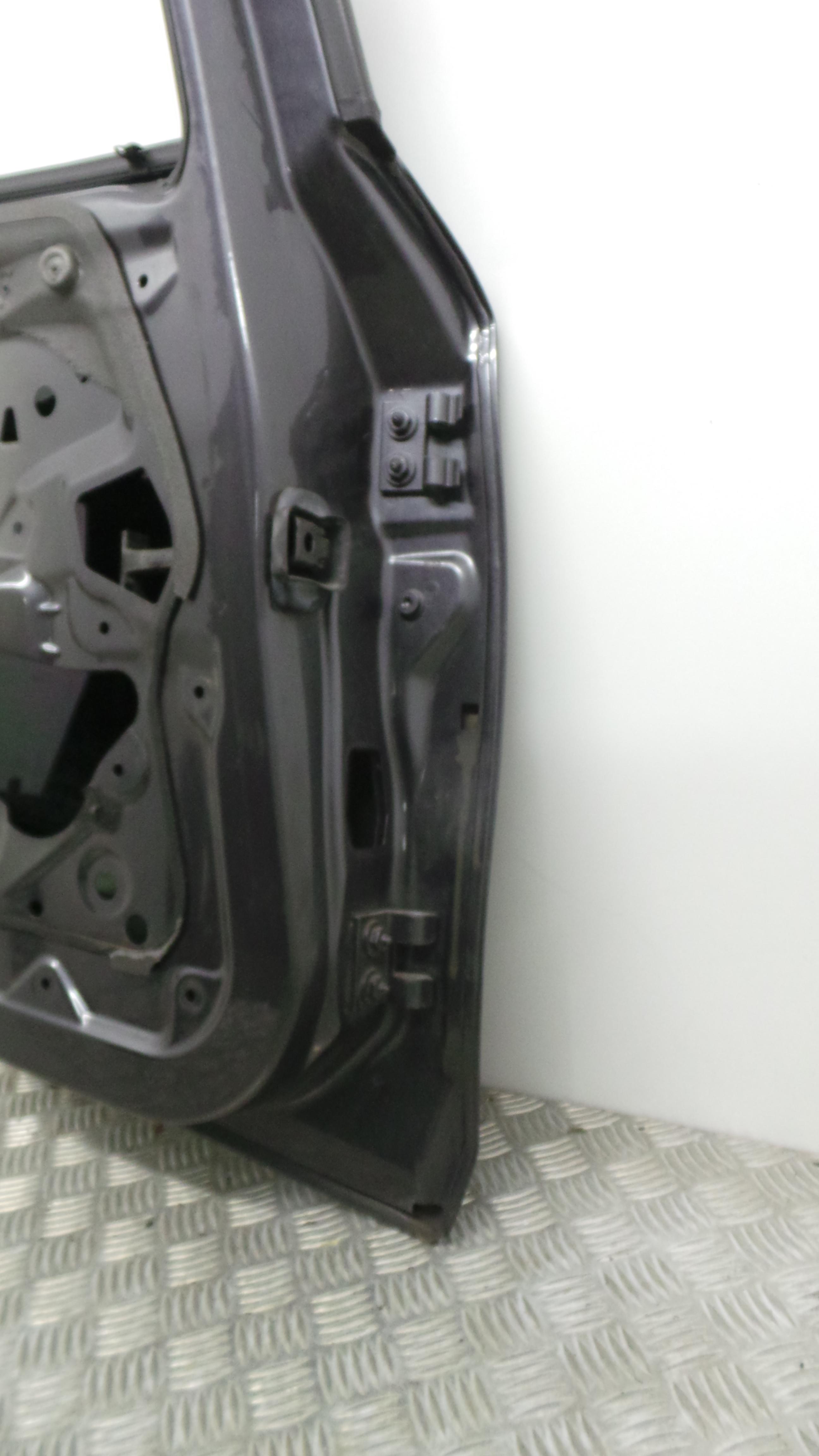 Porta Trás Esq  - BMW 1 (E87)-33082561