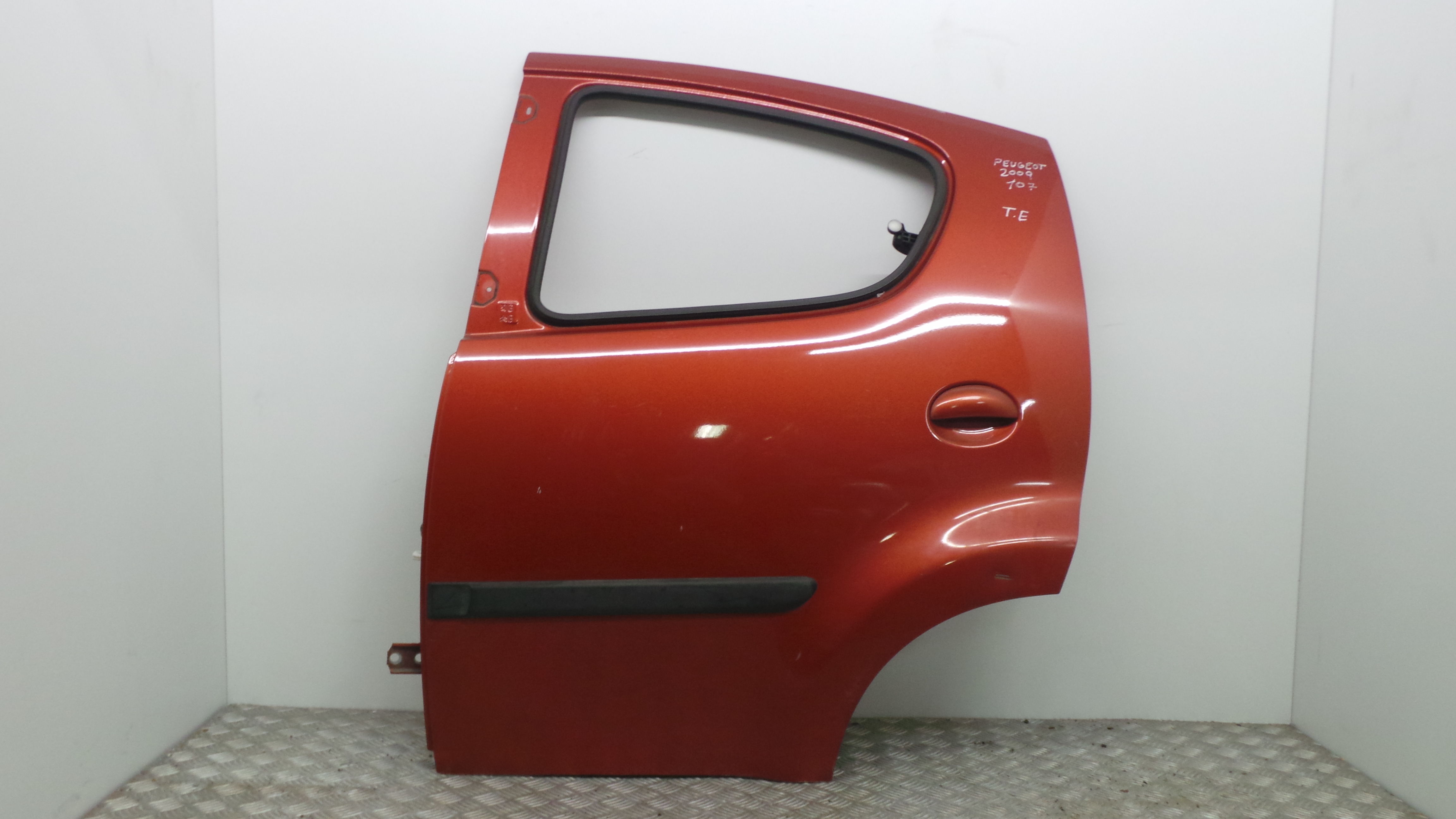 Porta Trás Esq  - PEUGEOT 107 (PM_, PN_)-33083312