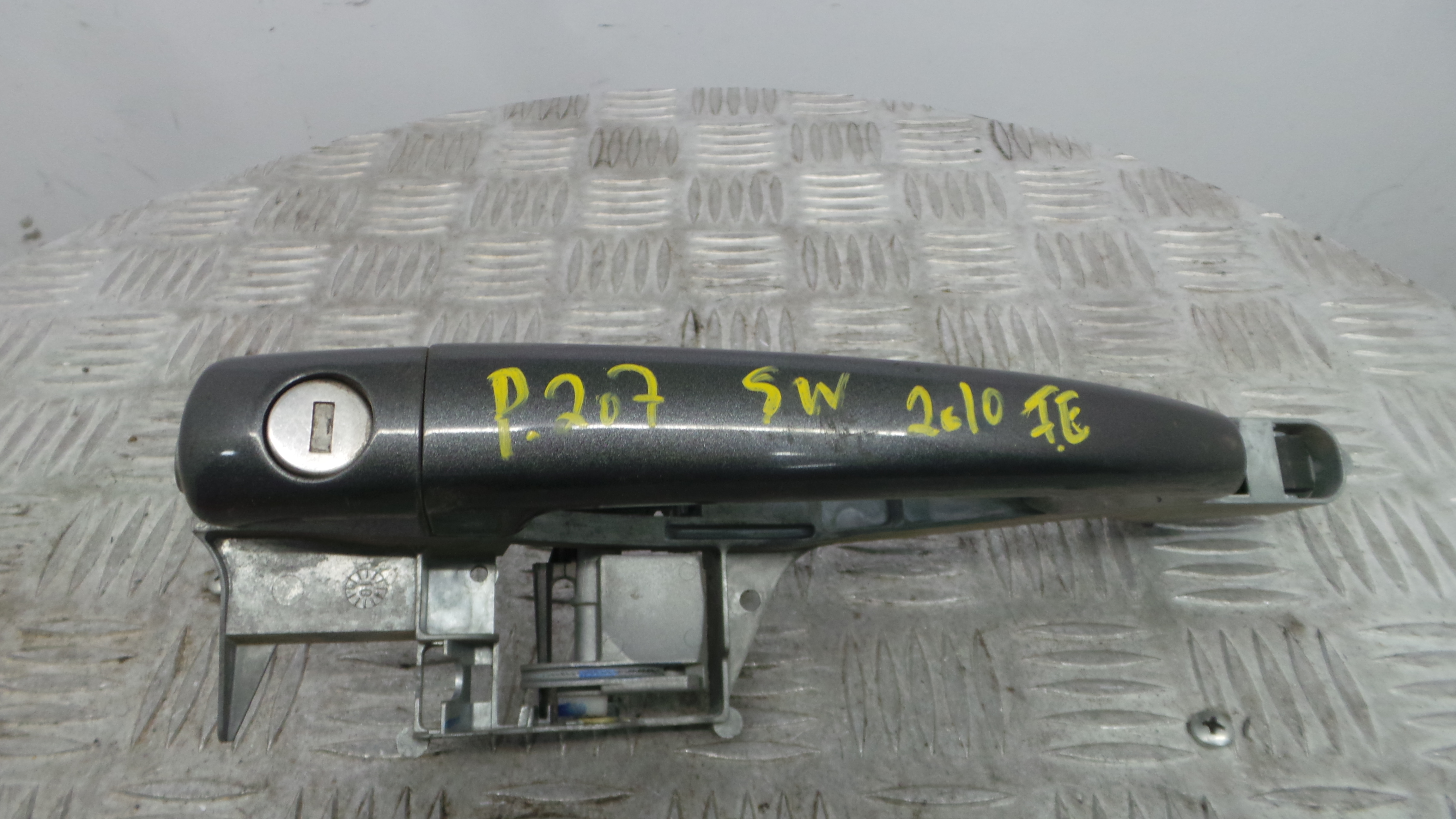 Puxador Exterior Frente Esquerdo - PEUGEOT 207 SW (WK_)-38375956 Puxador Exterior Frente Esquerdo - PEUGEOT 207 SW (WK_)-38375956