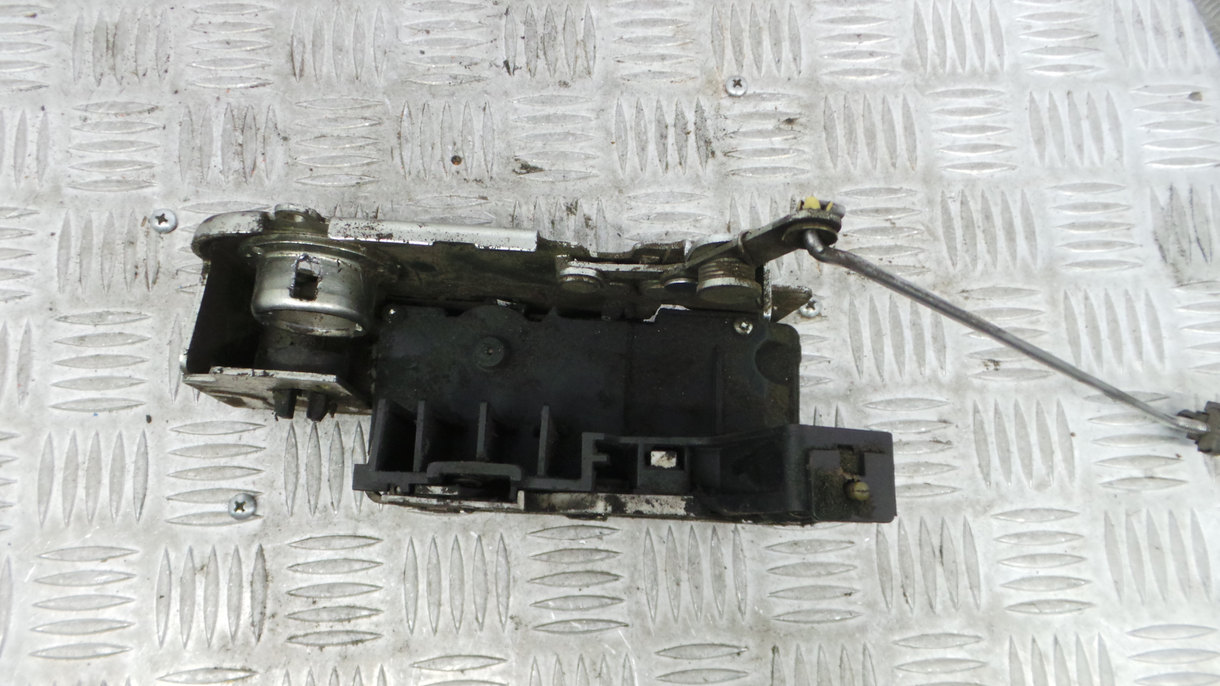 Fecho Mala YC15V43288DR - FORD TRANSIT Caixa (FA_ _), TRANSIT Van (FA_ _)-35175832