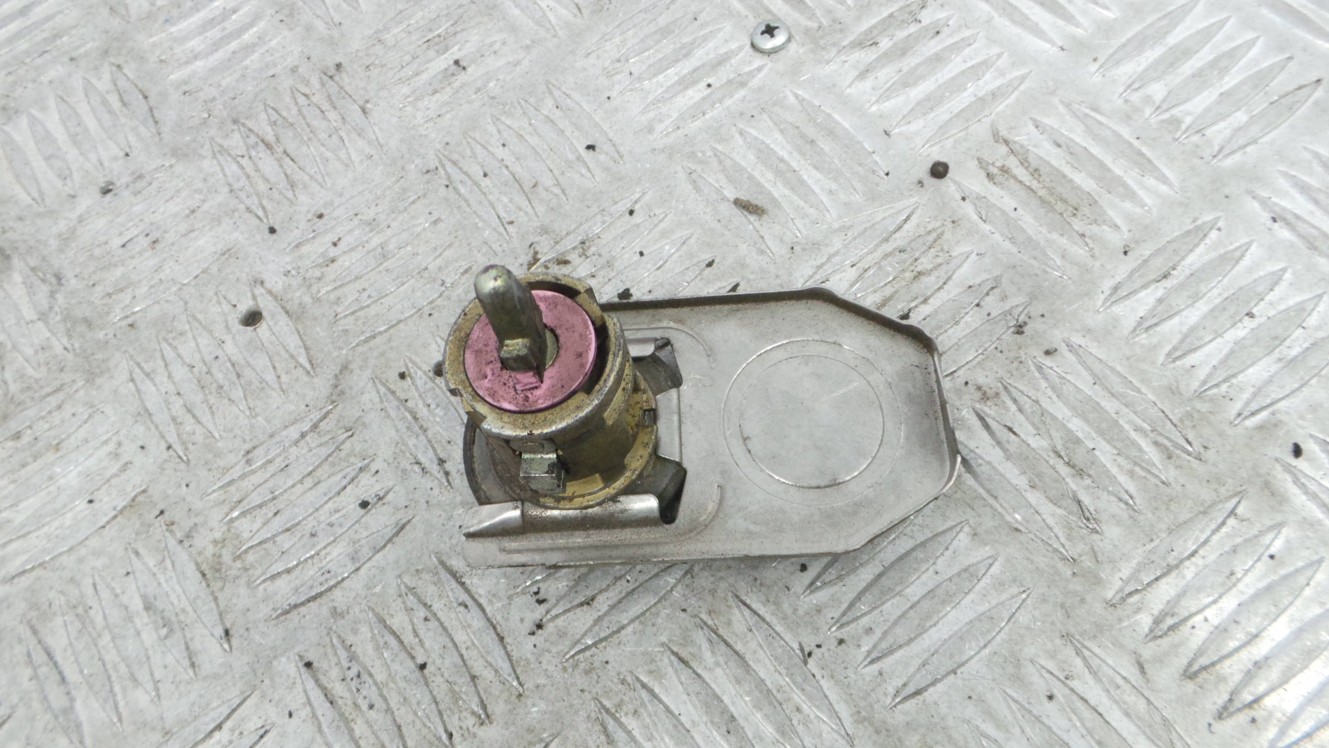 Canhão De Fechadura  - FORD TRANSIT Caixa (FA_ _), TRANSIT Van (FA_ _)-37076450