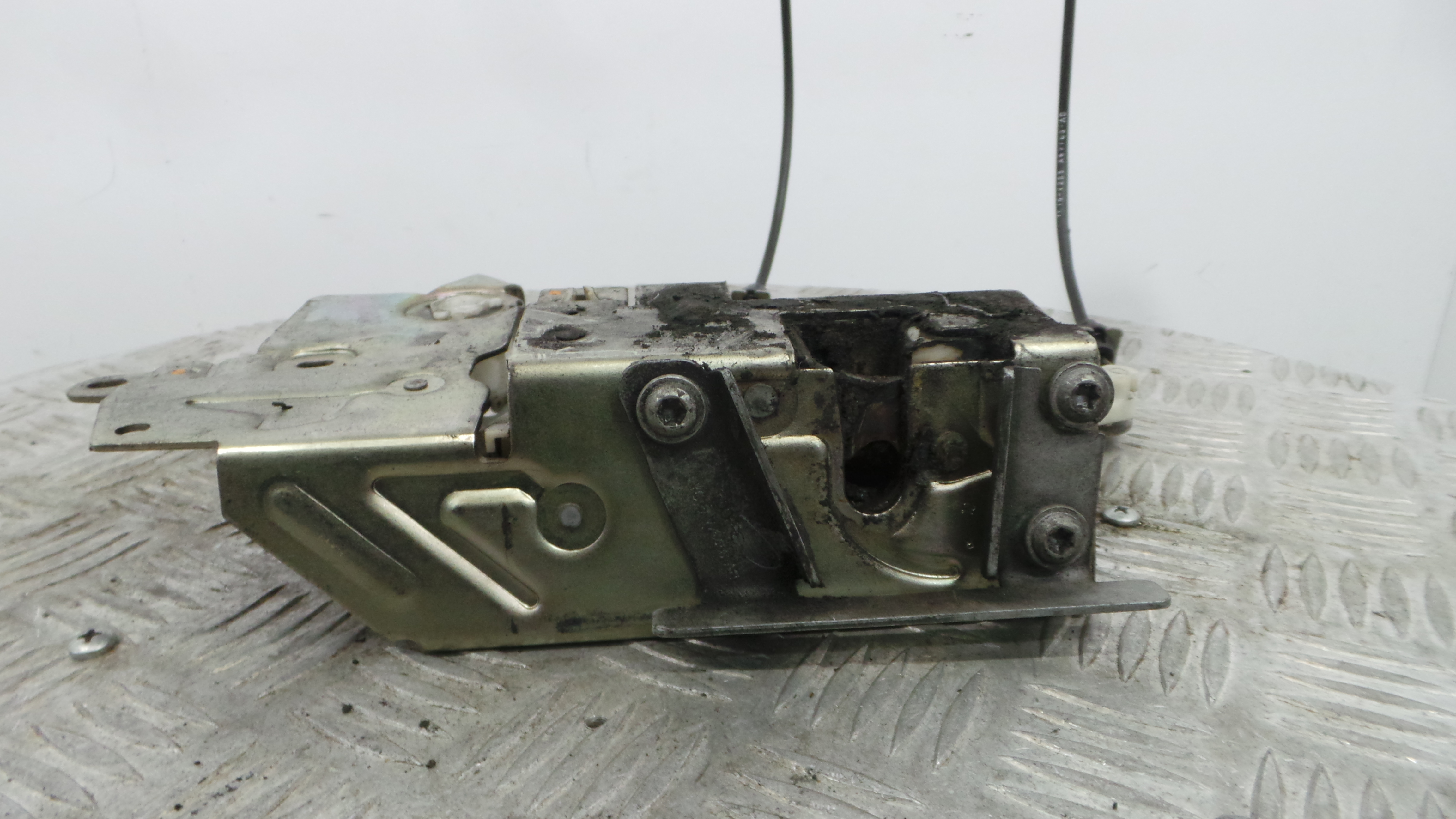 Fecho da Porta Dto - FORD TRANSIT Caixa (FA_ _), TRANSIT Van (FA_ _)-37076452