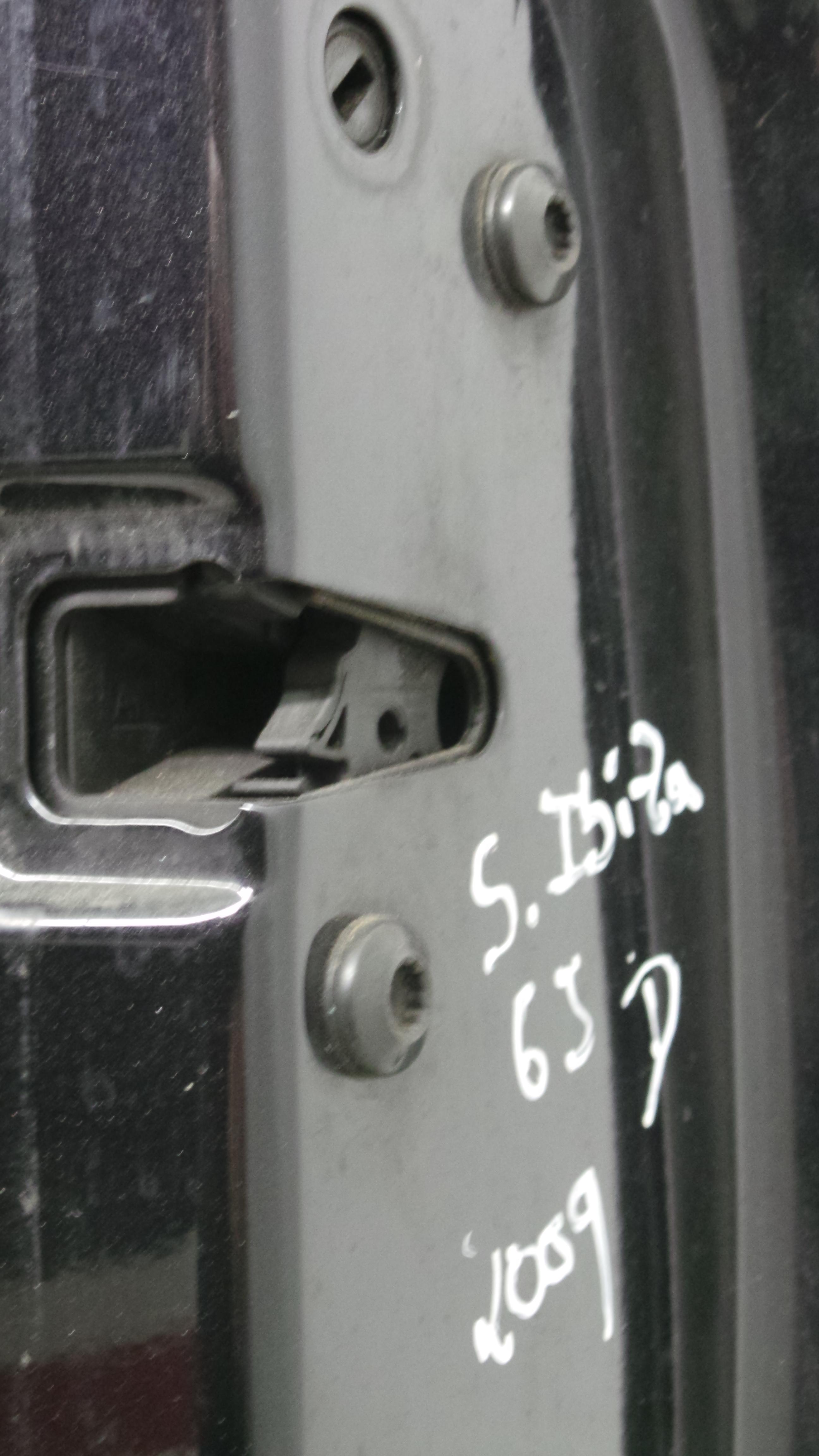 Fecho da Porta Dto  - SEAT IBIZA IV (6J5, 6P1), IBIZA Mk IV (6J5, 6P1)-33086795
