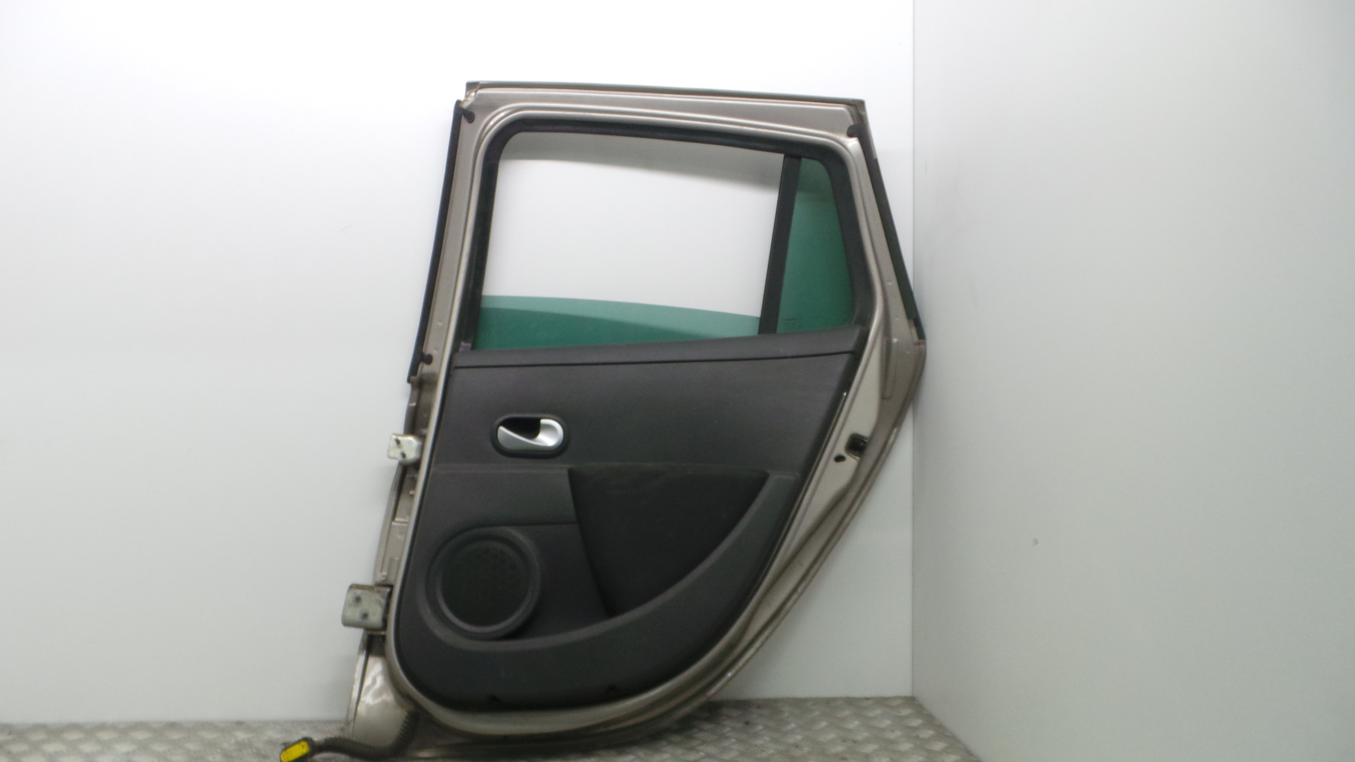 Porta Trás Dto - RENAULT CLIO III Grandtour (KR0/1_), CLIO III Sportour (KR0/1_)-33087118