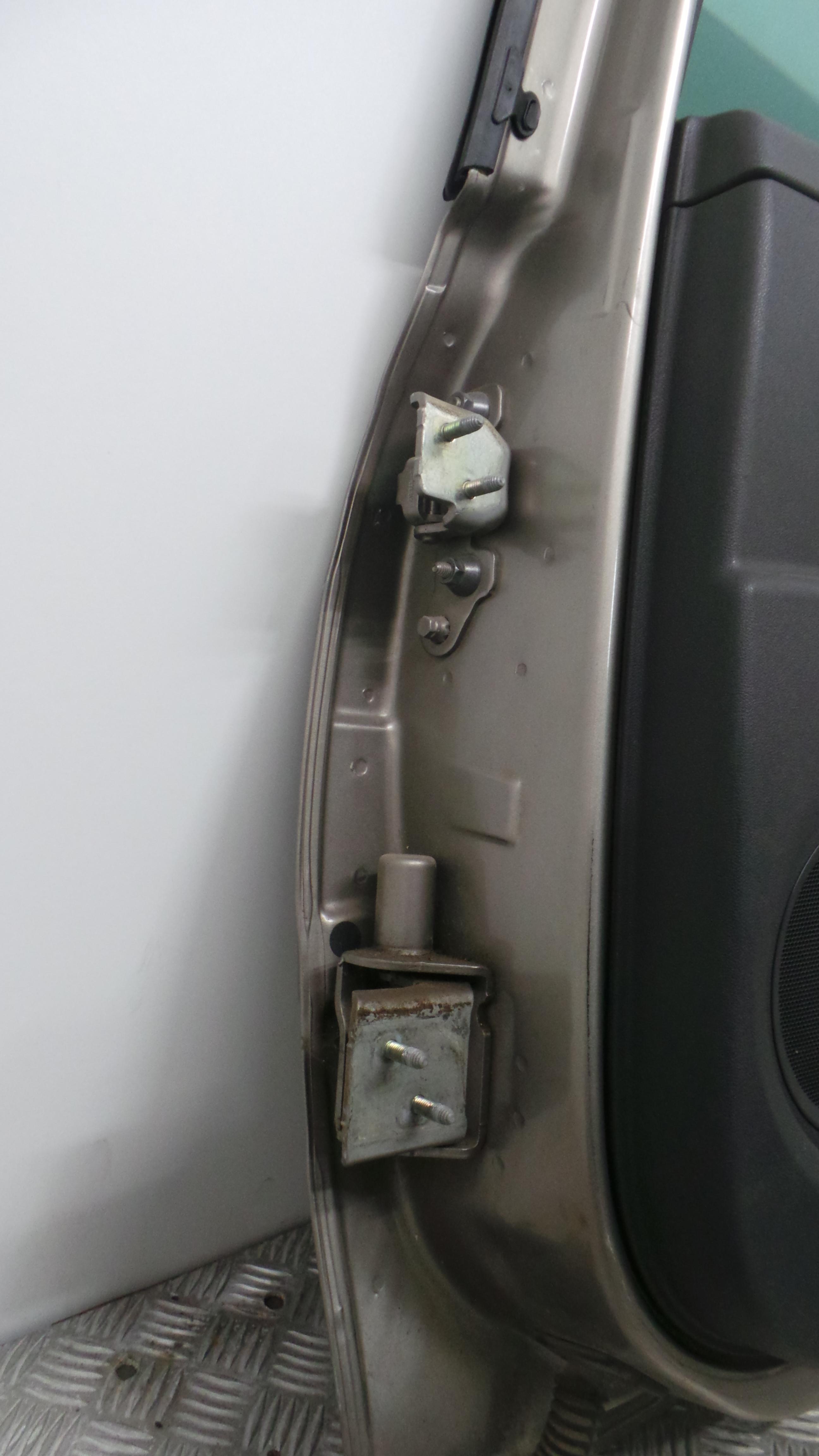 Porta Trás Dto - RENAULT CLIO III Grandtour (KR0/1_), CLIO III Sportour (KR0/1_)-33087118