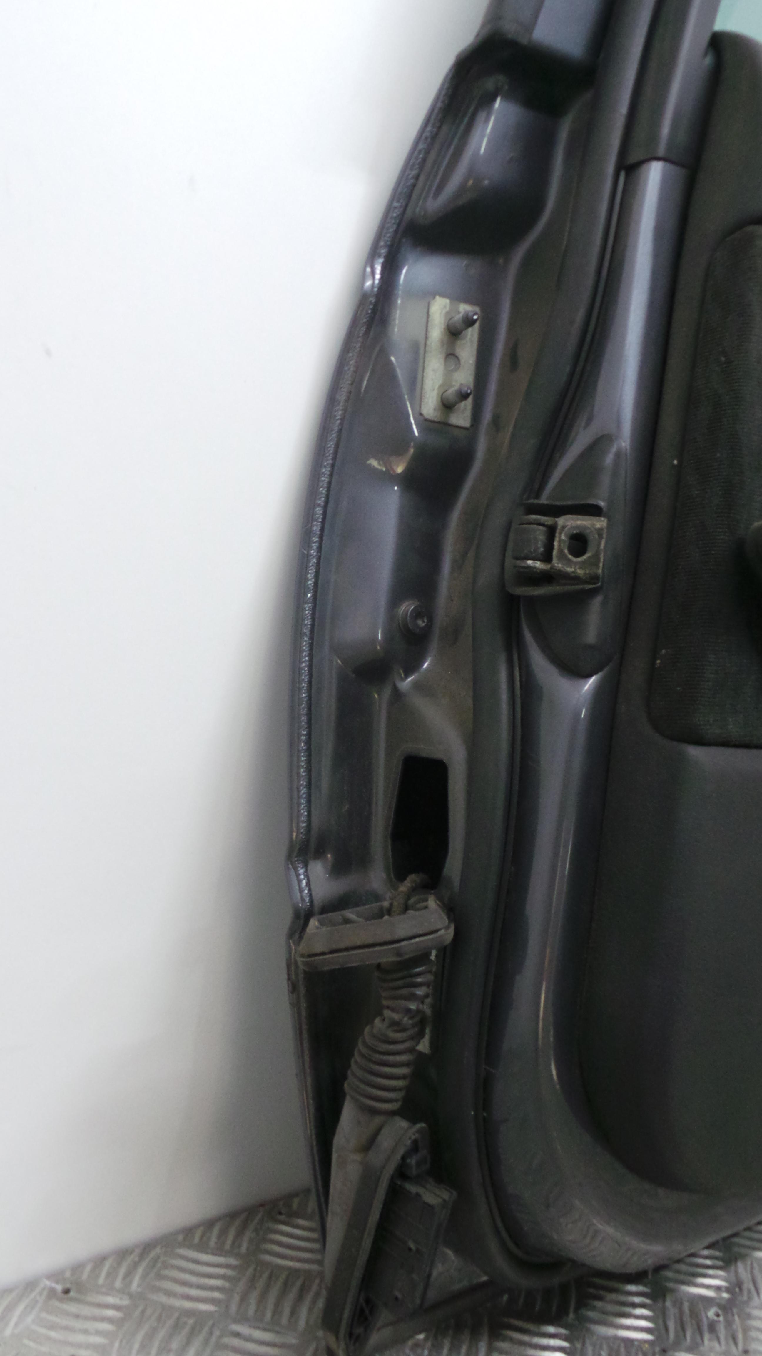 Porta Trás Dto  - BMW 3 (E46)-33090704