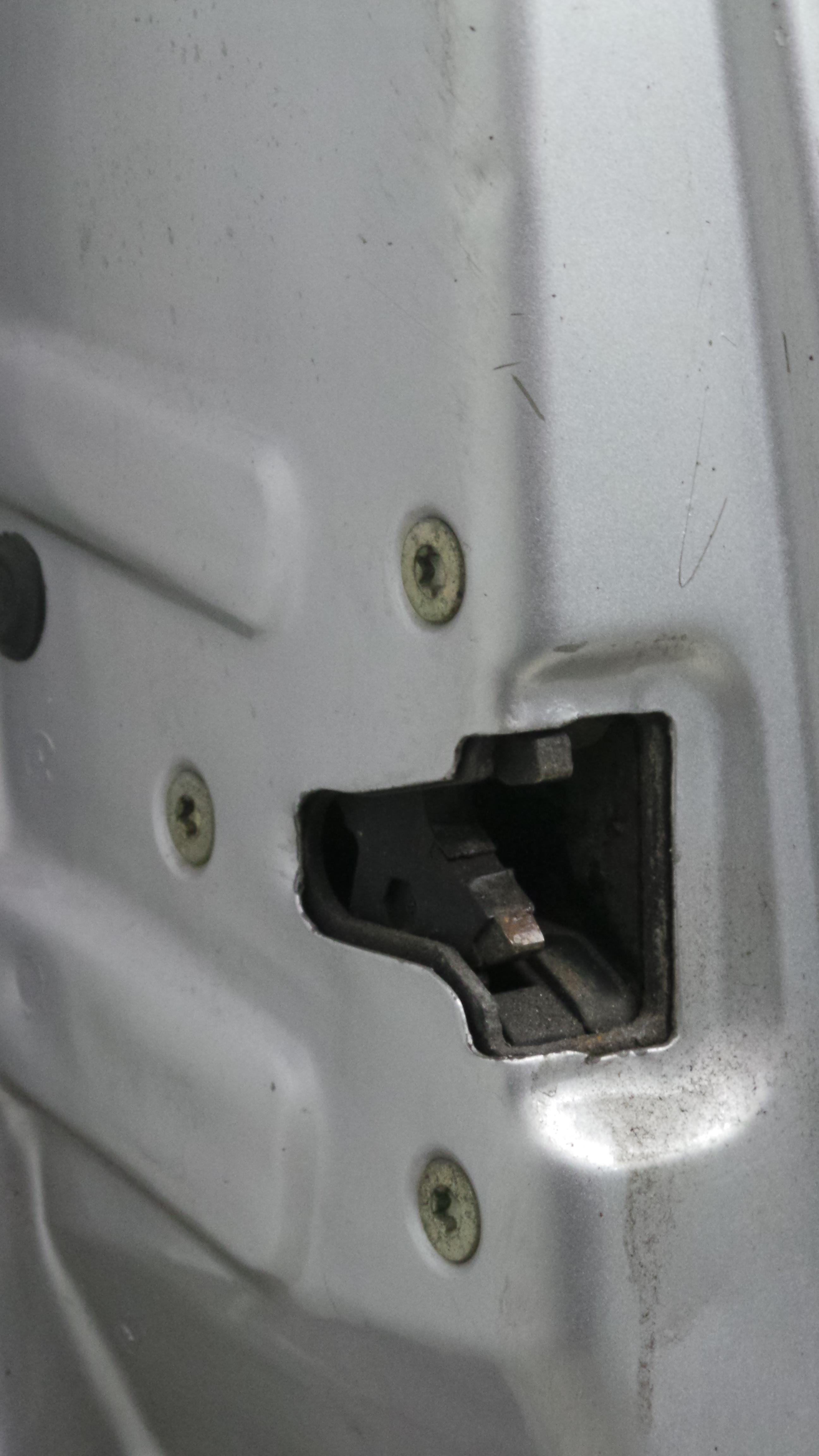 Fecho da Porta Frente Esq  - PEUGEOT 206 Hatchback (2A/C)-33093278