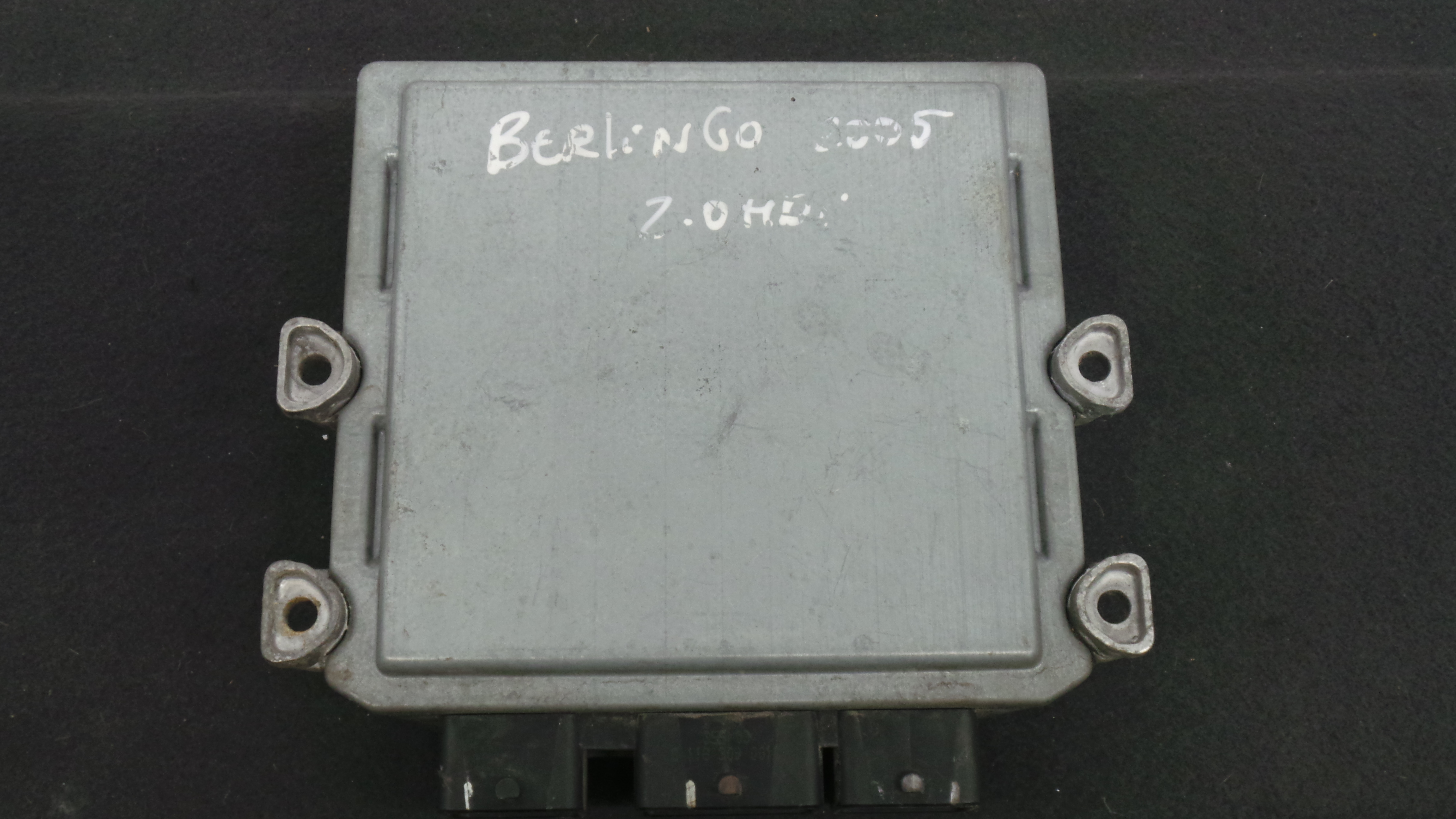 Centralina do Motor 9653205080 - CITROËN BERLINGO / BERLINGO FIRST Caixa/monovolume (M_)-33098680 Centralina do Motor 9653205080 - CITROËN BERLINGO / BERLINGO FIRST Caixa/monovolume (M_)-33098680