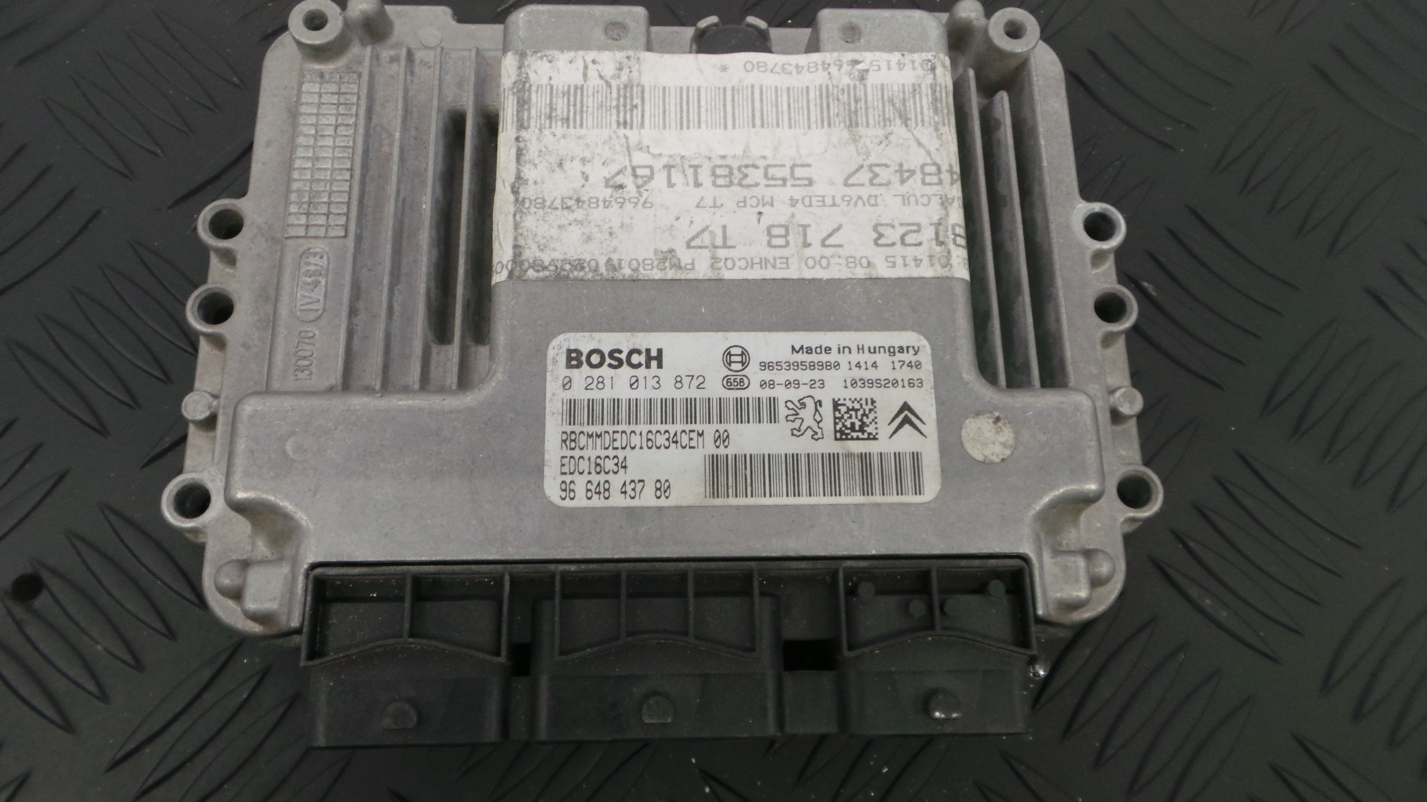 Centralina do Motor - PEUGEOT 308 SW I (4E_, 4H_)-33103369