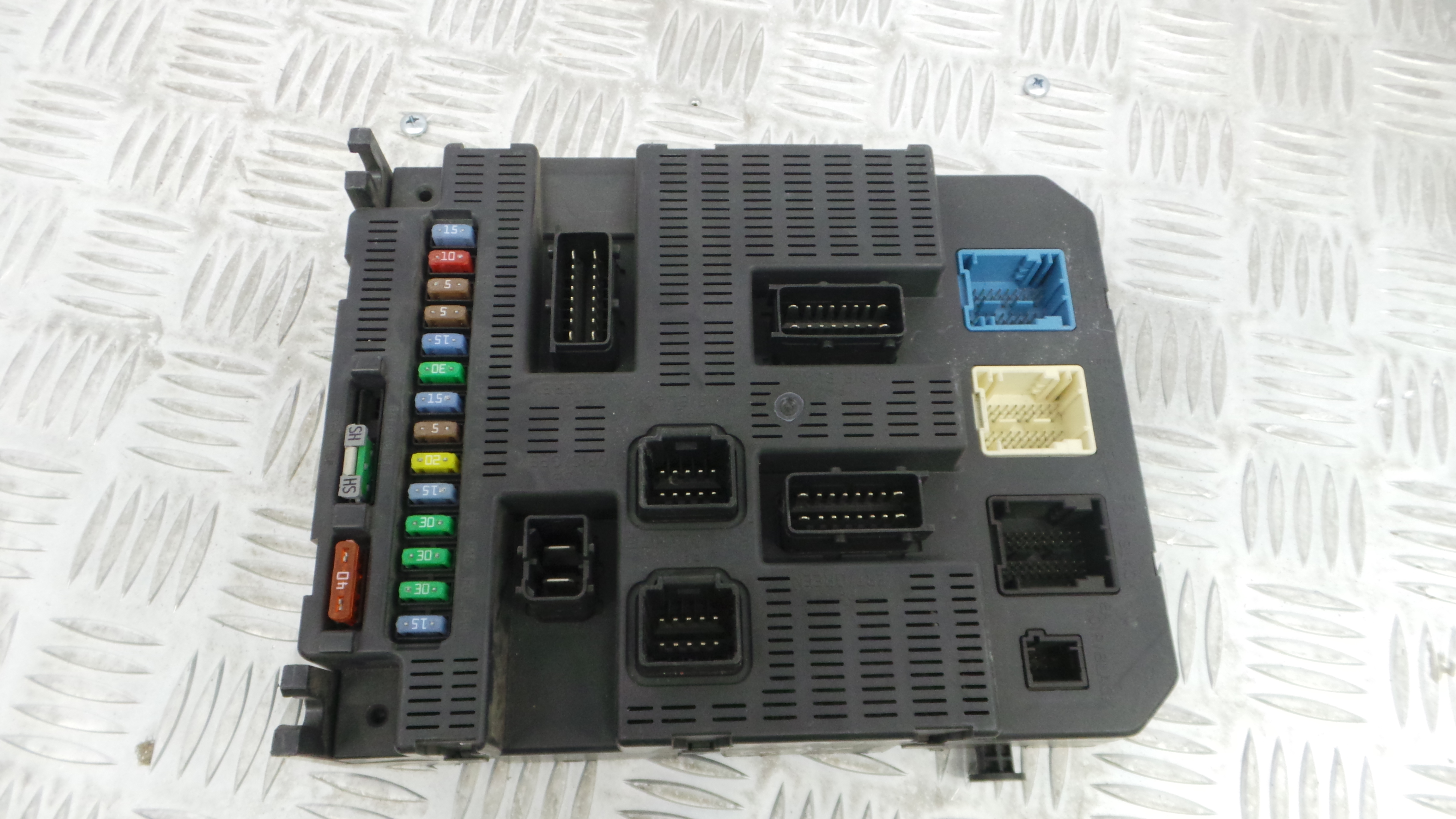 Caixa dos Fusíveis / BSI / UCH / SAM 9663798280 - PEUGEOT 207 (WA_, WC_), 207/207+ (WA_, WC_)-33107770