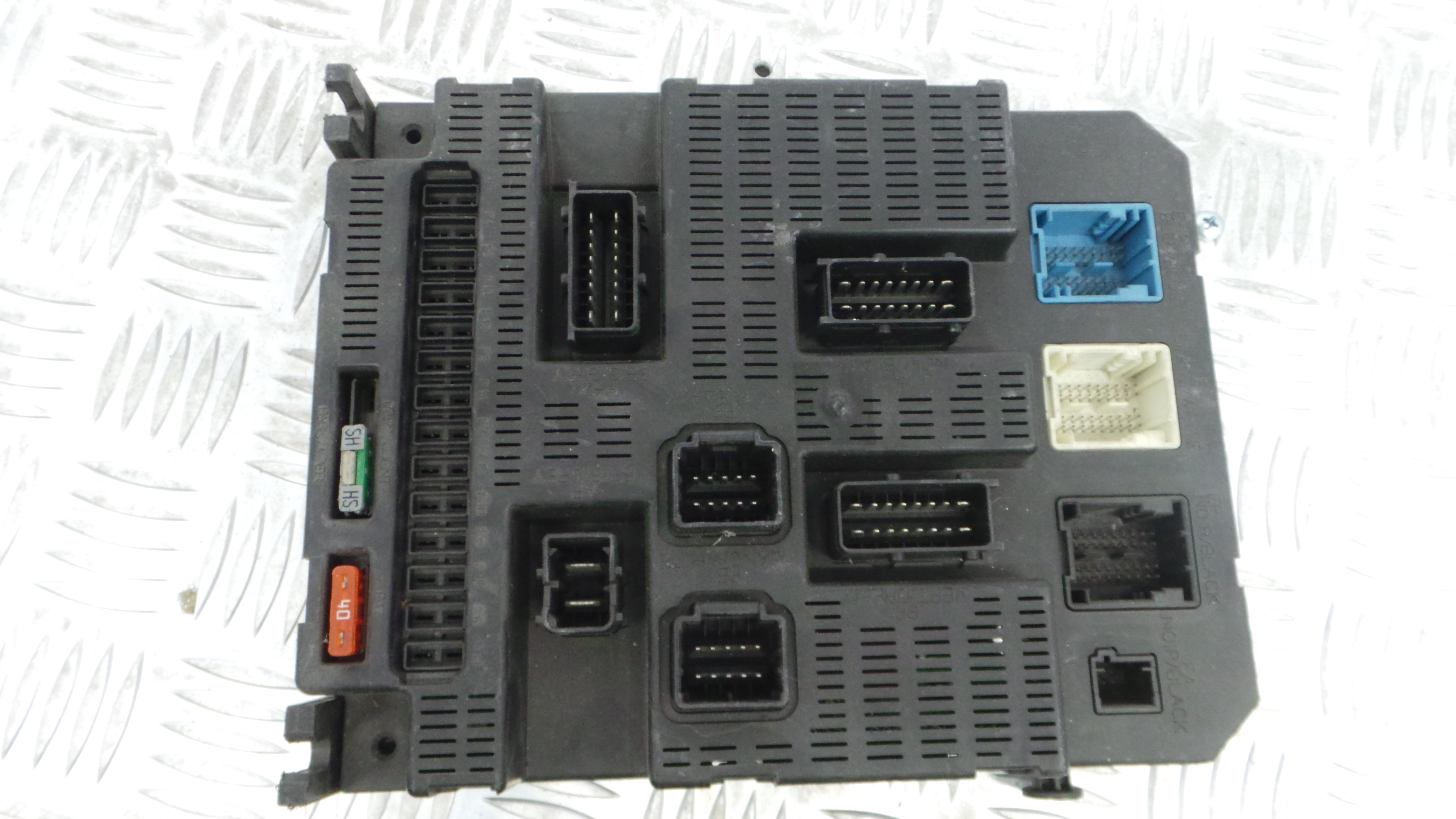 Caixa dos Fusíveis / BSI / UCH / SAM 9659285480 - PEUGEOT 207 (WA_, WC_), 207/207+ (WA_, WC_)-33107824