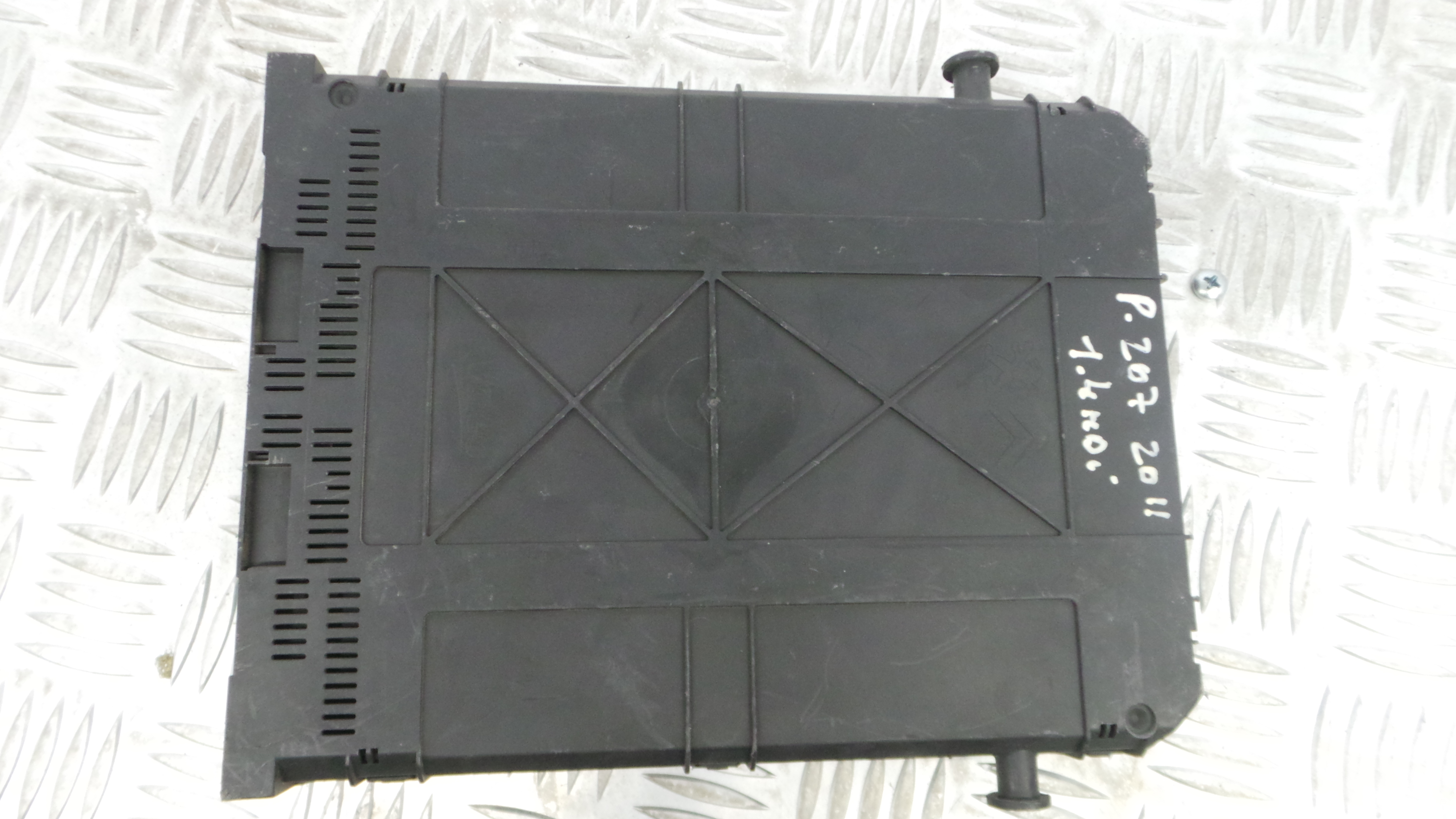 Caixa dos Fusíveis / BSI / UCH / SAM 9666951980 - PEUGEOT 207 (WA_, WC_), 207/207+ (WA_, WC_)-33107896