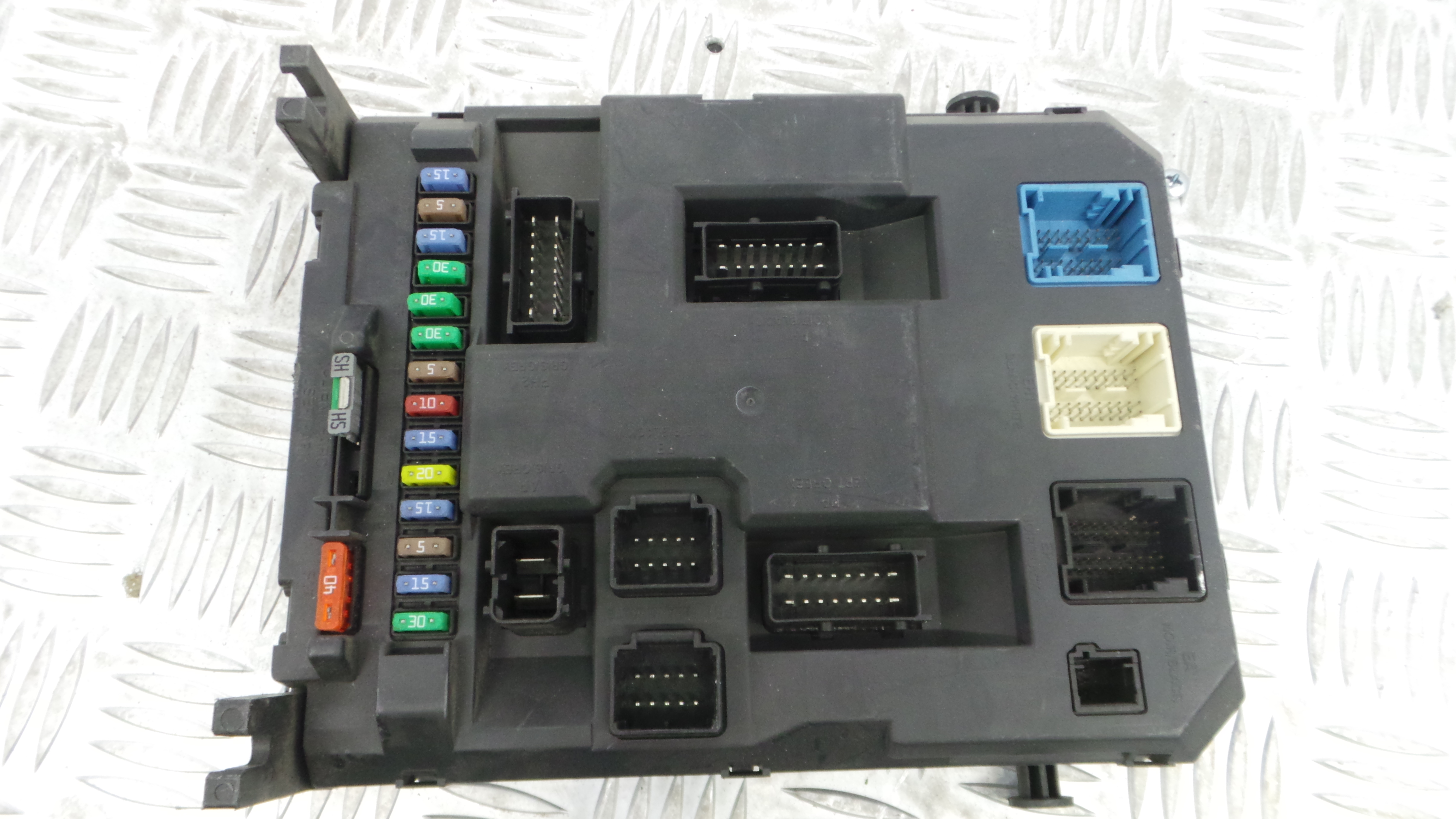 Caixa dos Fusíveis / BSI / UCH / SAM 9666951980 - PEUGEOT 207 (WA_, WC_), 207/207+ (WA_, WC_)-33107896