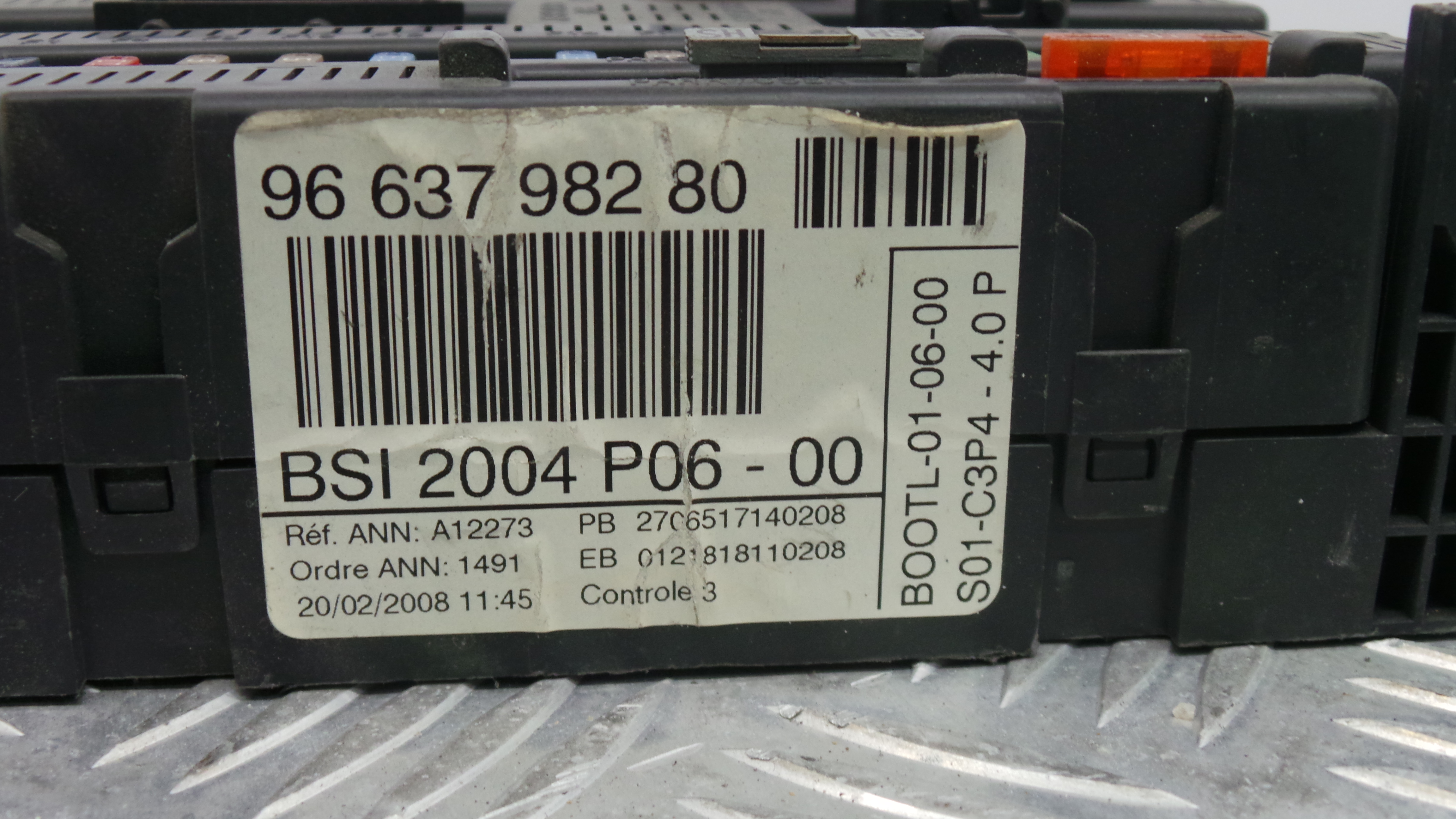 Caixa dos Fusíveis / BSI / UCH / SAM 9663798280 - PEUGEOT 207 (WA_, WC_), 207/207+ (WA_, WC_)-33108773