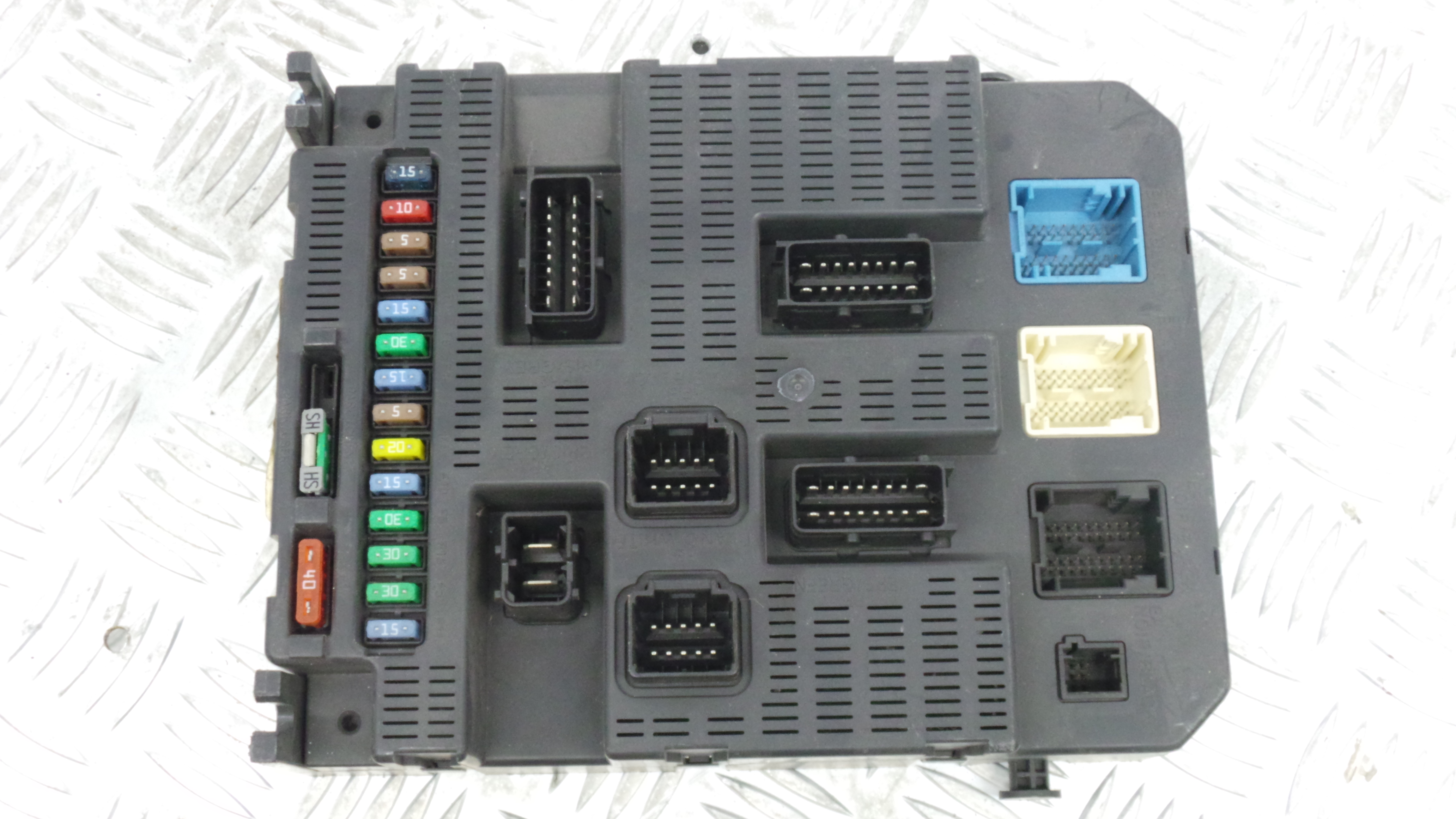 Caixa dos Fusíveis / BSI / UCH / SAM 9663798280 - PEUGEOT 207 (WA_, WC_), 207/207+ (WA_, WC_)-33108773