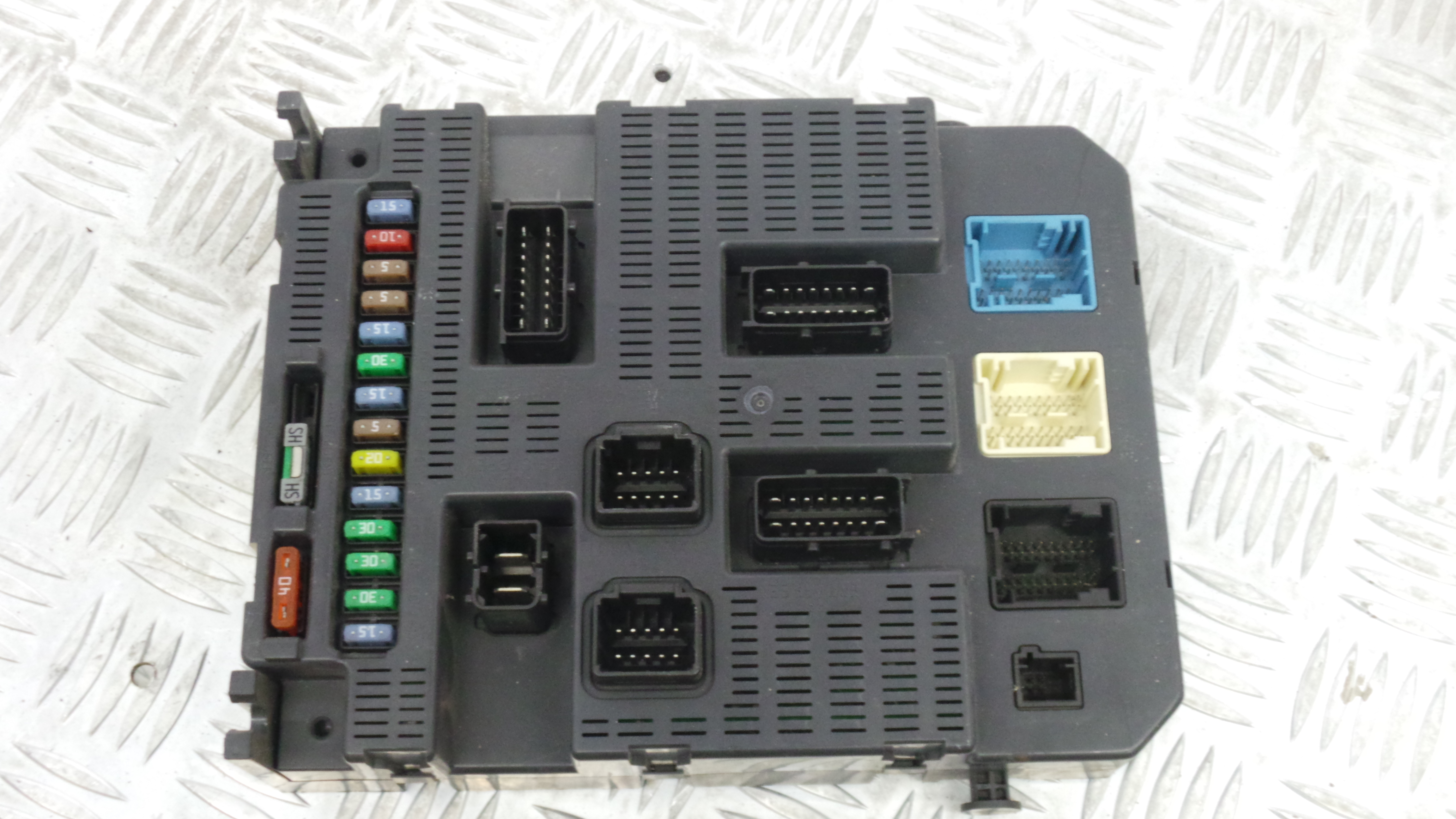 Caixa dos Fusíveis / BSI / UCH / SAM 9663798280 - PEUGEOT 207 (WA_, WC_), 207/207+ (WA_, WC_)-33108816