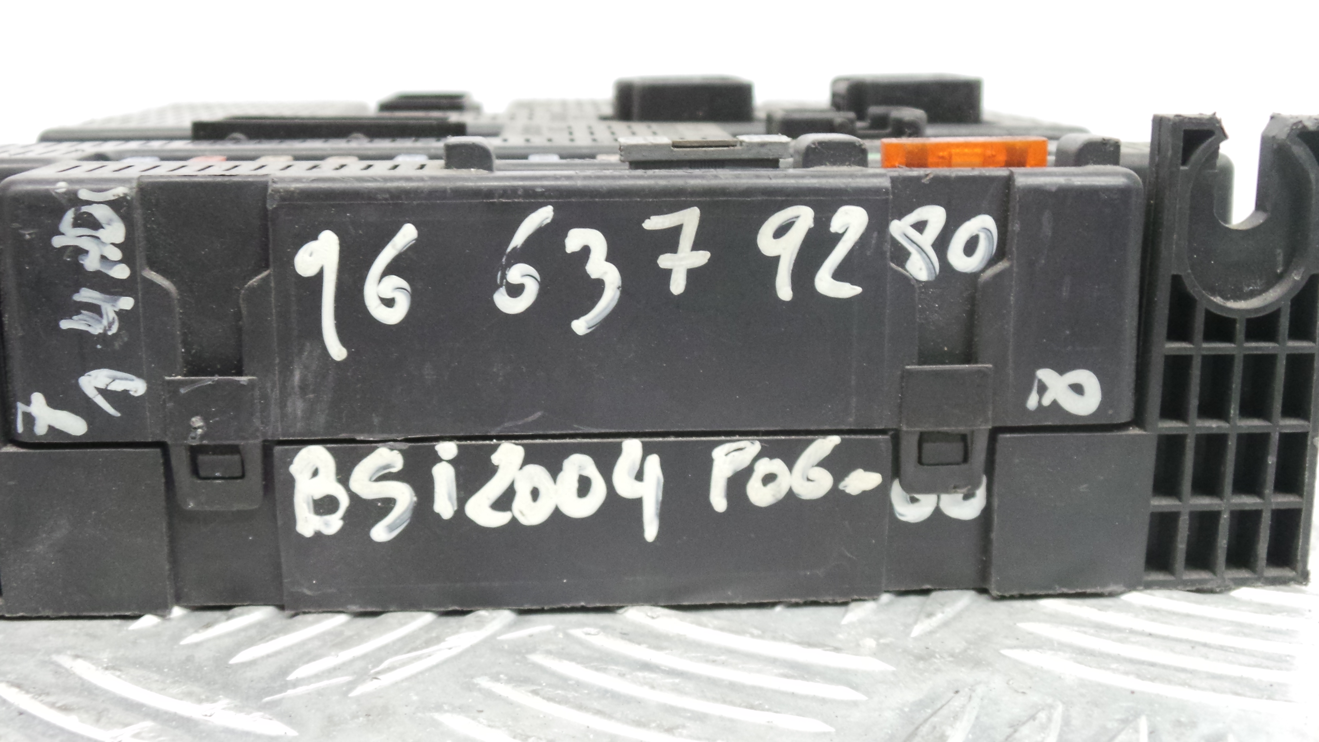 Caixa dos Fusíveis / BSI / UCH / SAM 966379280 - PEUGEOT 207 (WA_, WC_), 207/207+ (WA_, WC_)-33108872