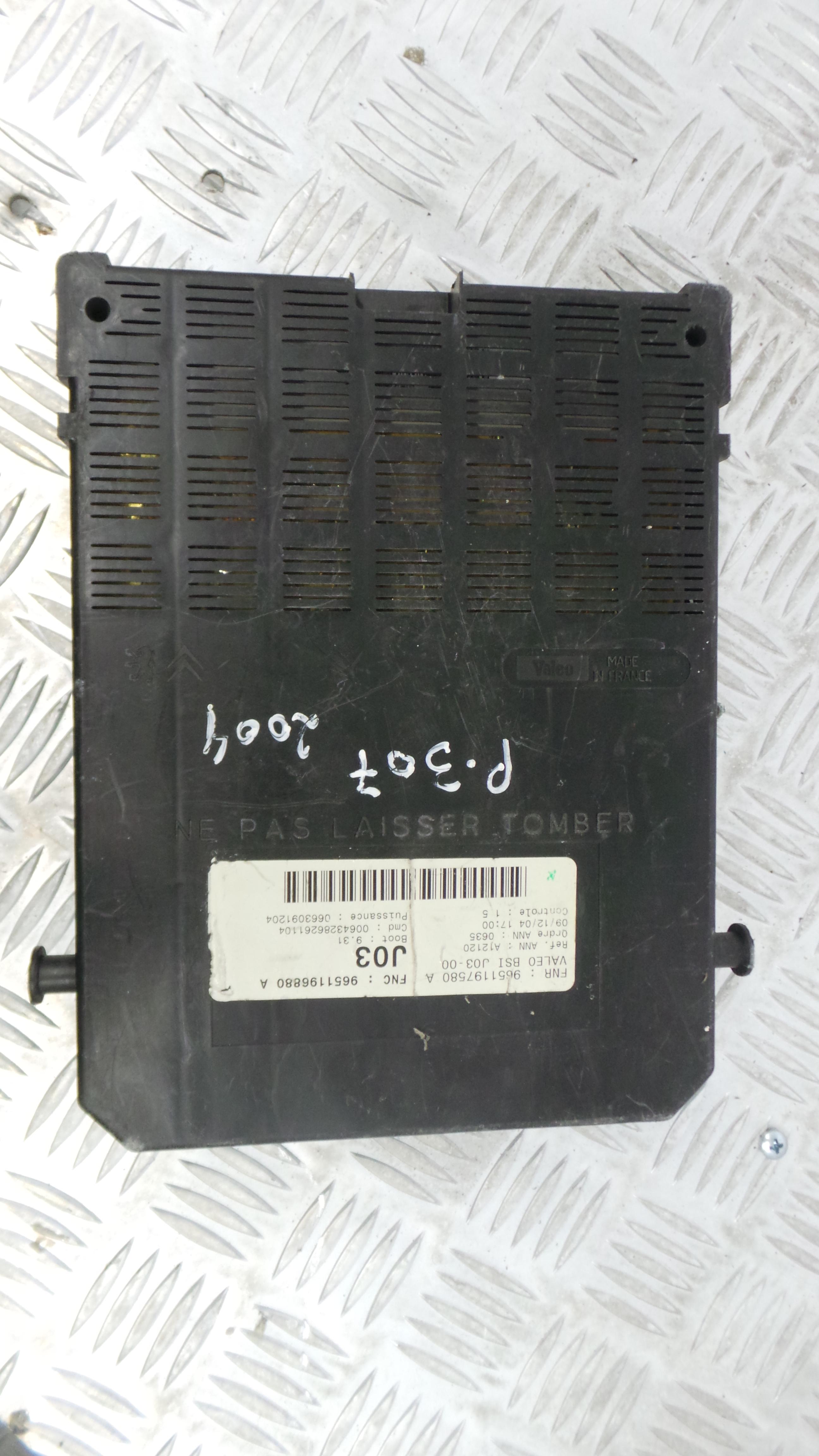 Caixa dos Fusíveis / BSI / UCH / SAM 9651197580 - PEUGEOT 307 (3A/C)-33108979