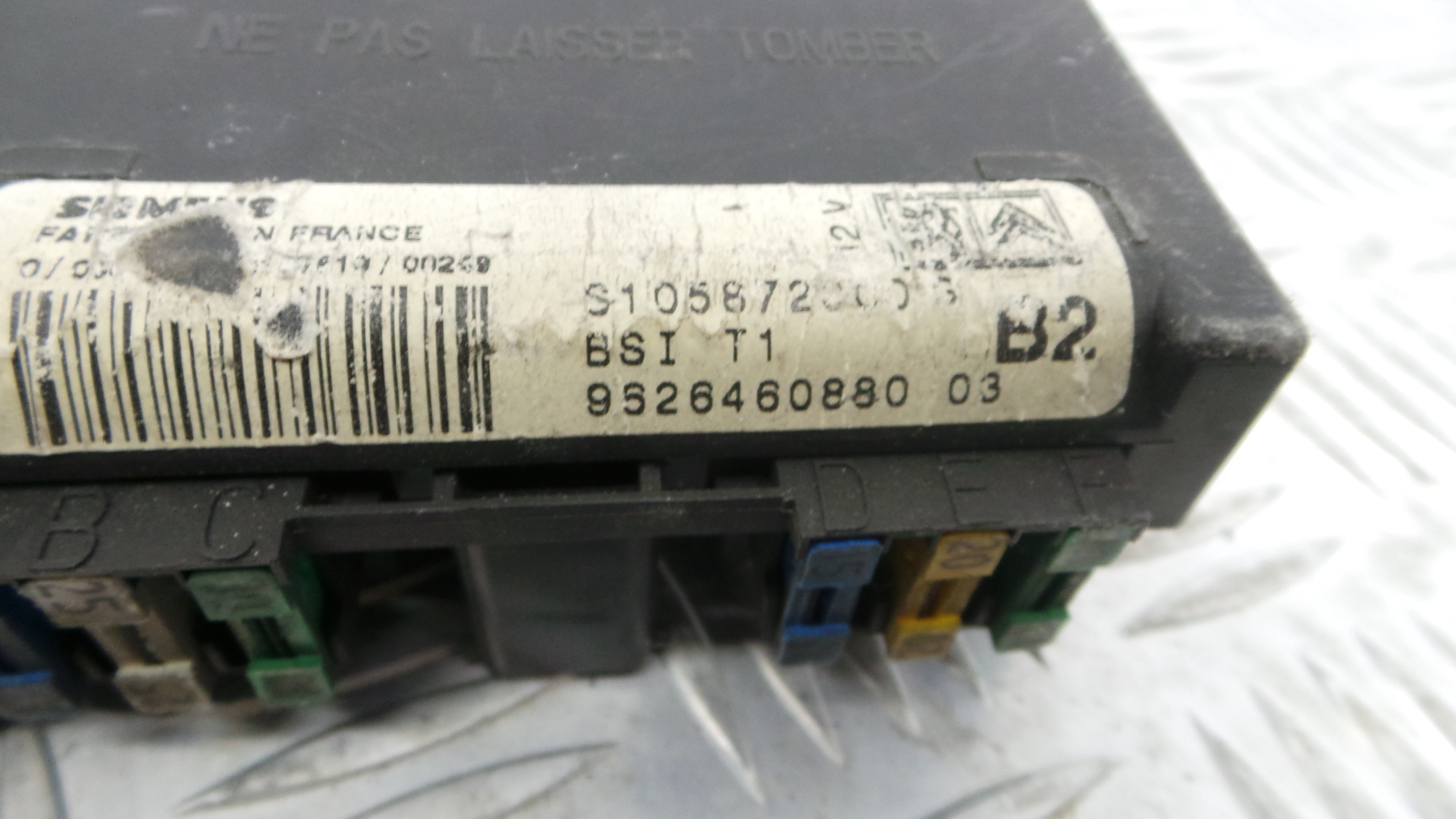 Caixa dos Fusíveis / BSI / UCH / SAM 9626460880 - PEUGEOT 206 Hatchback (2A/C)-33108995