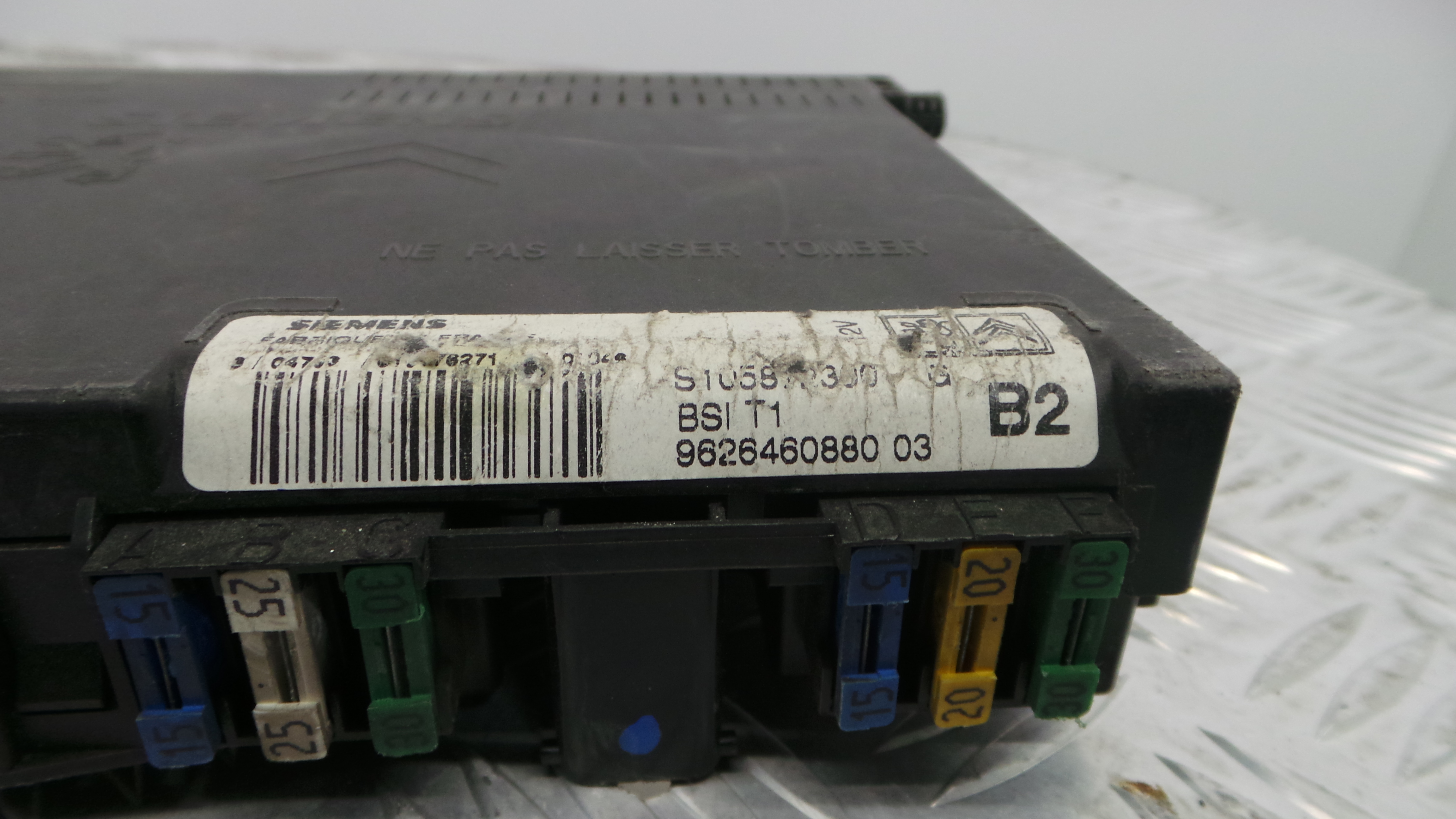 Caixa dos Fusíveis / BSI / UCH / SAM 9626460880 - PEUGEOT 206 Hatchback (2A/C)-33109016