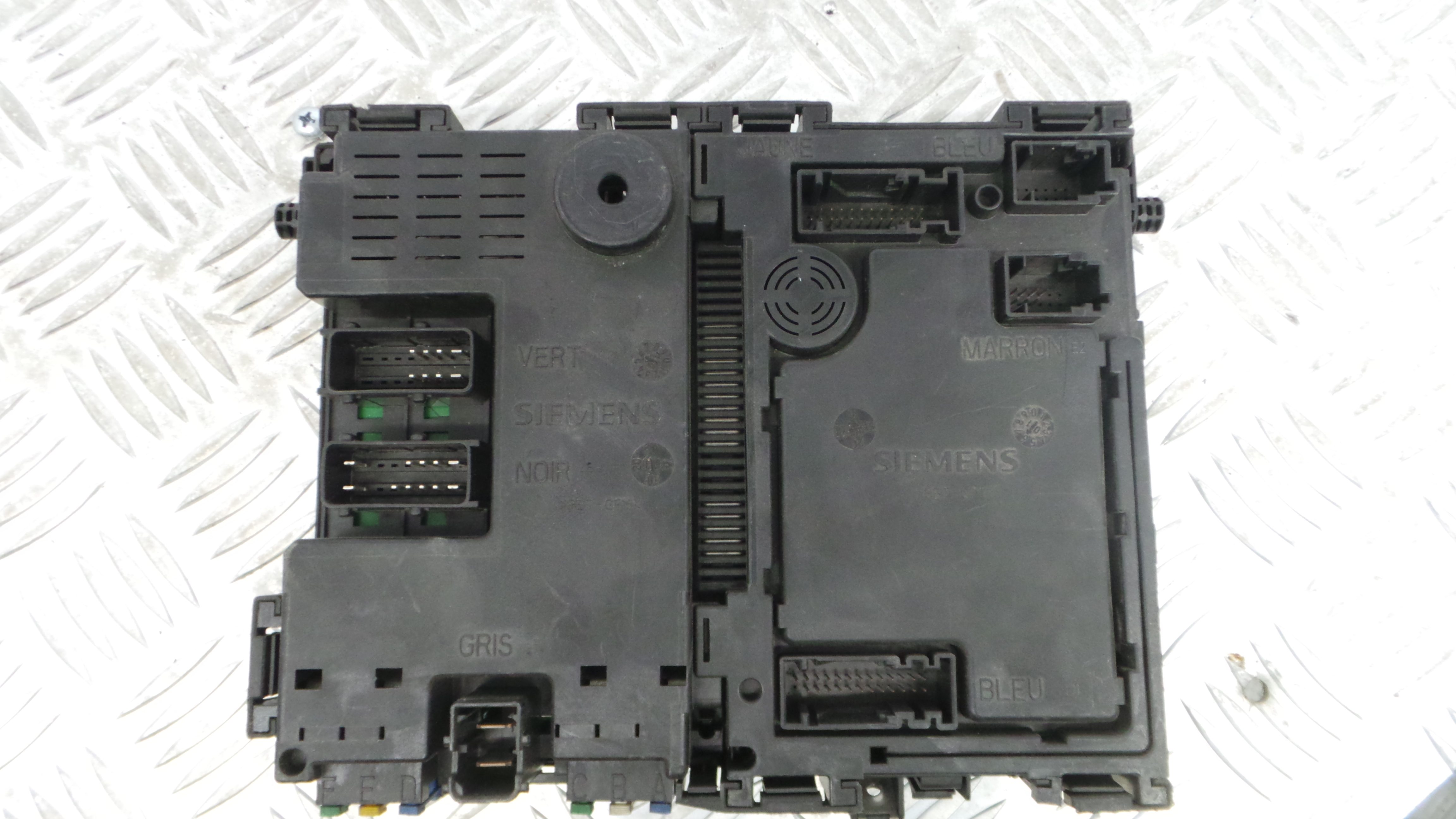 Caixa dos Fusíveis / BSI / UCH / SAM 9626460880 - PEUGEOT 206 Hatchback (2A/C)-33109016