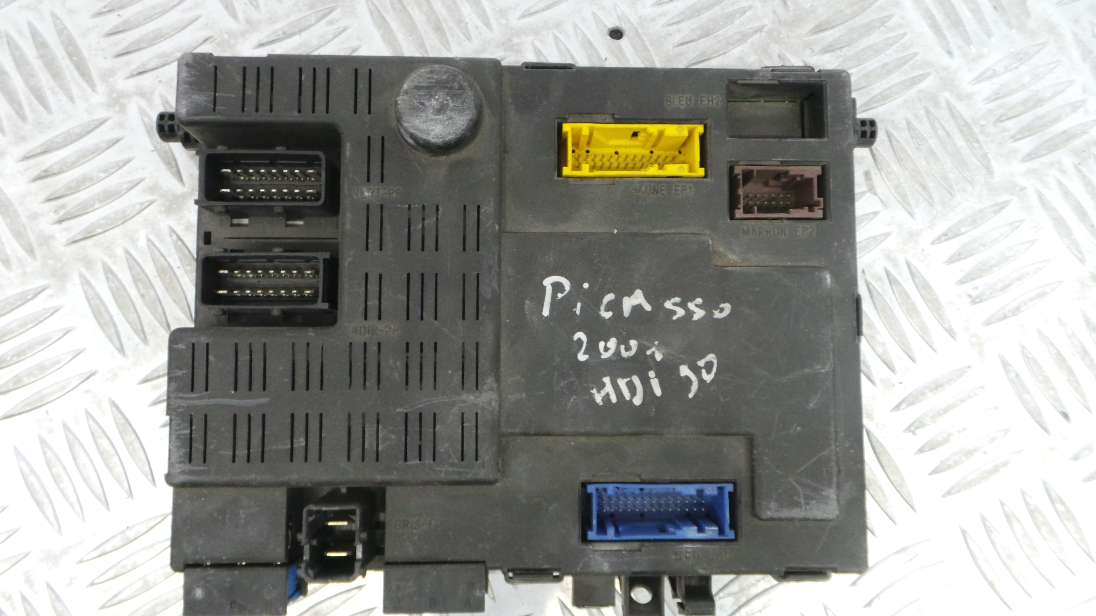 Caixa dos Fusíveis / BSI / UCH / SAM 9632526880 - CITROËN XSARA PICASSO (N68)-33109055