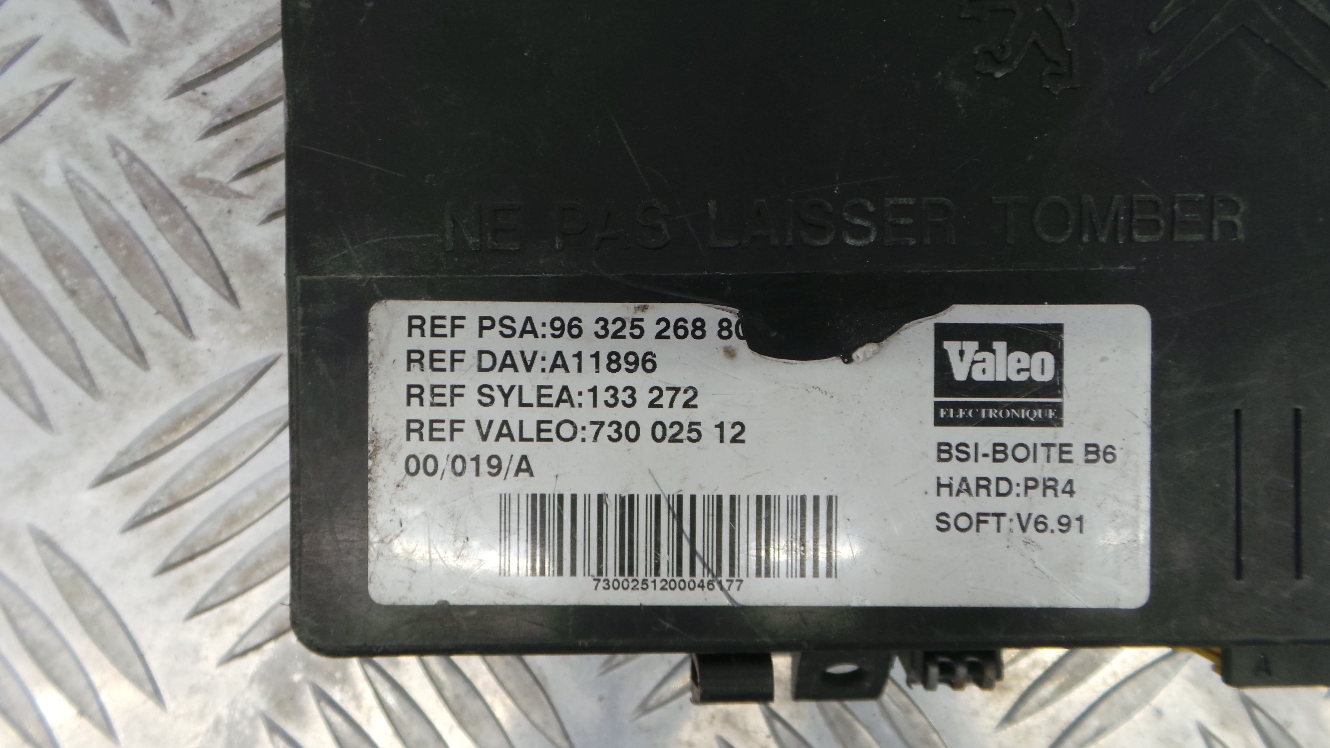 Caixa dos Fusíveis / BSI / UCH / SAM 9632526880 - CITROËN XSARA PICASSO (N68)-33109055