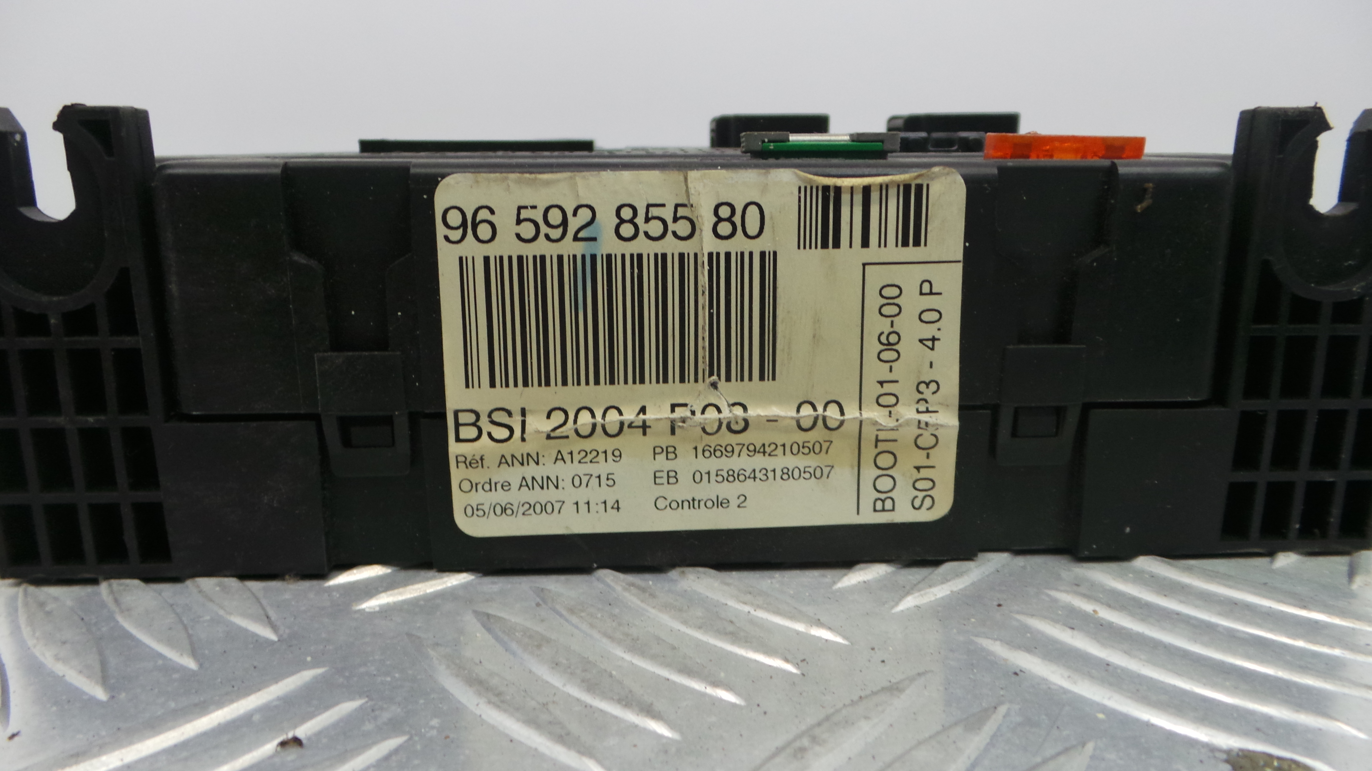 Caixa dos Fusíveis / BSI / UCH / SAM 9659285580 - CITROËN C4 I (LC_)-33109521 Caixa dos Fusíveis / BSI / UCH / SAM 9659285580 - CITROËN C4 I (LC_)-33109521