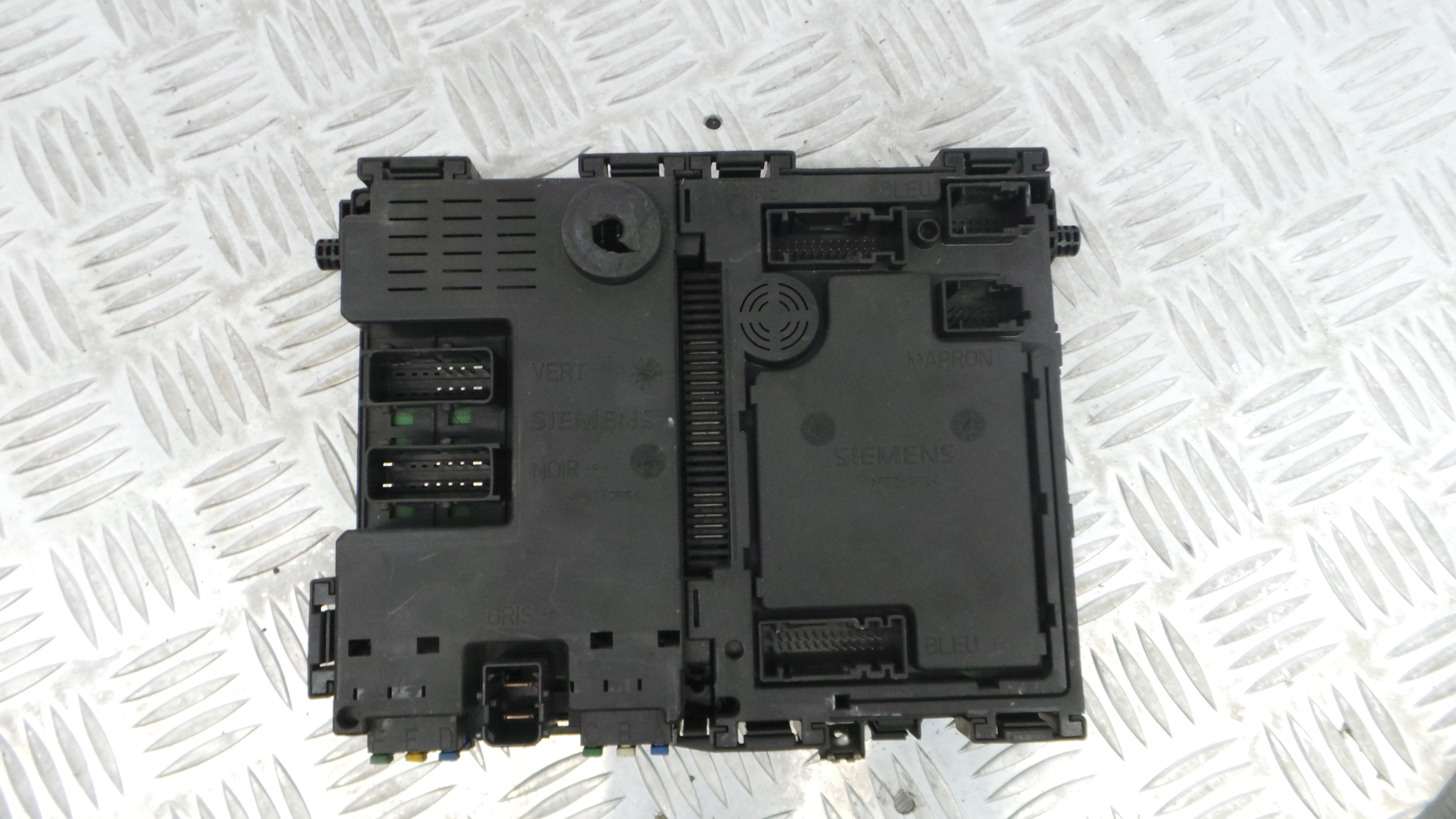 Caixa dos Fusíveis / BSI / UCH / SAM 9626460880 - PEUGEOT 206 Hatchback (2A/C)-33109734