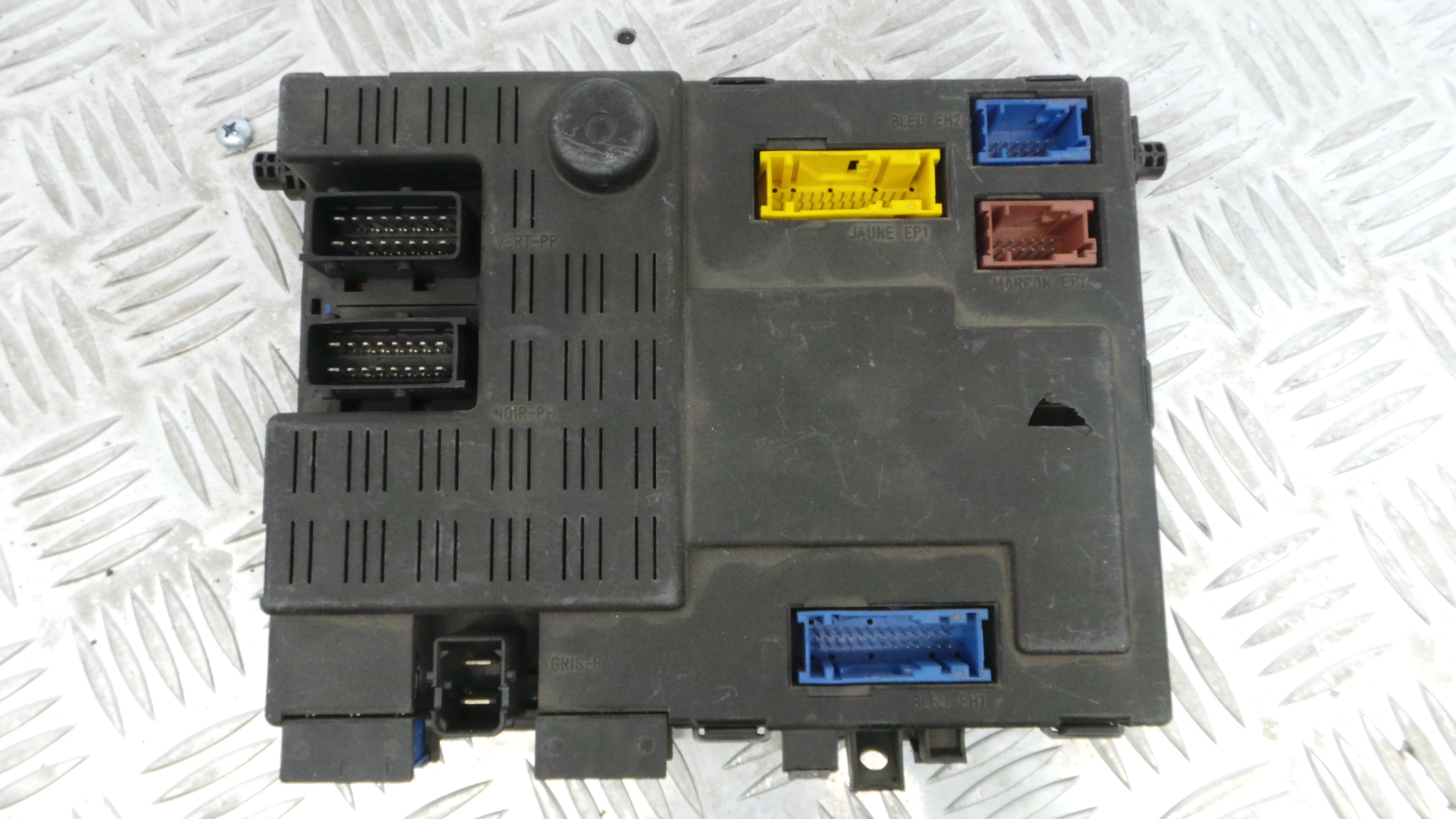 Caixa dos Fusíveis / BSI / UCH / SAM 9644648780 - CITROËN XSARA (N1)-33109774