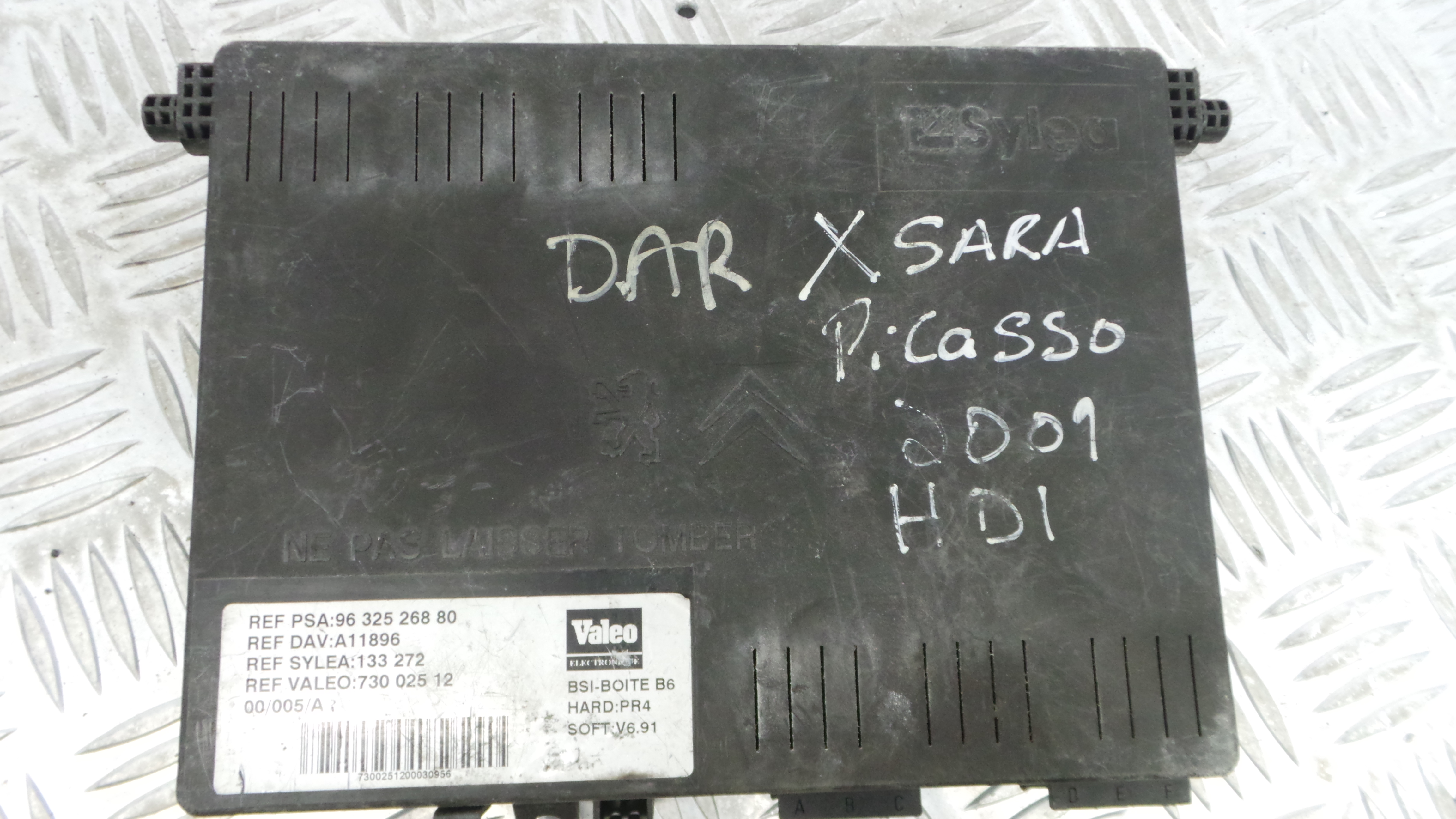 Caixa dos Fusíveis / BSI / UCH / SAM 9632526880 - CITROËN XSARA PICASSO (N68)-33109807