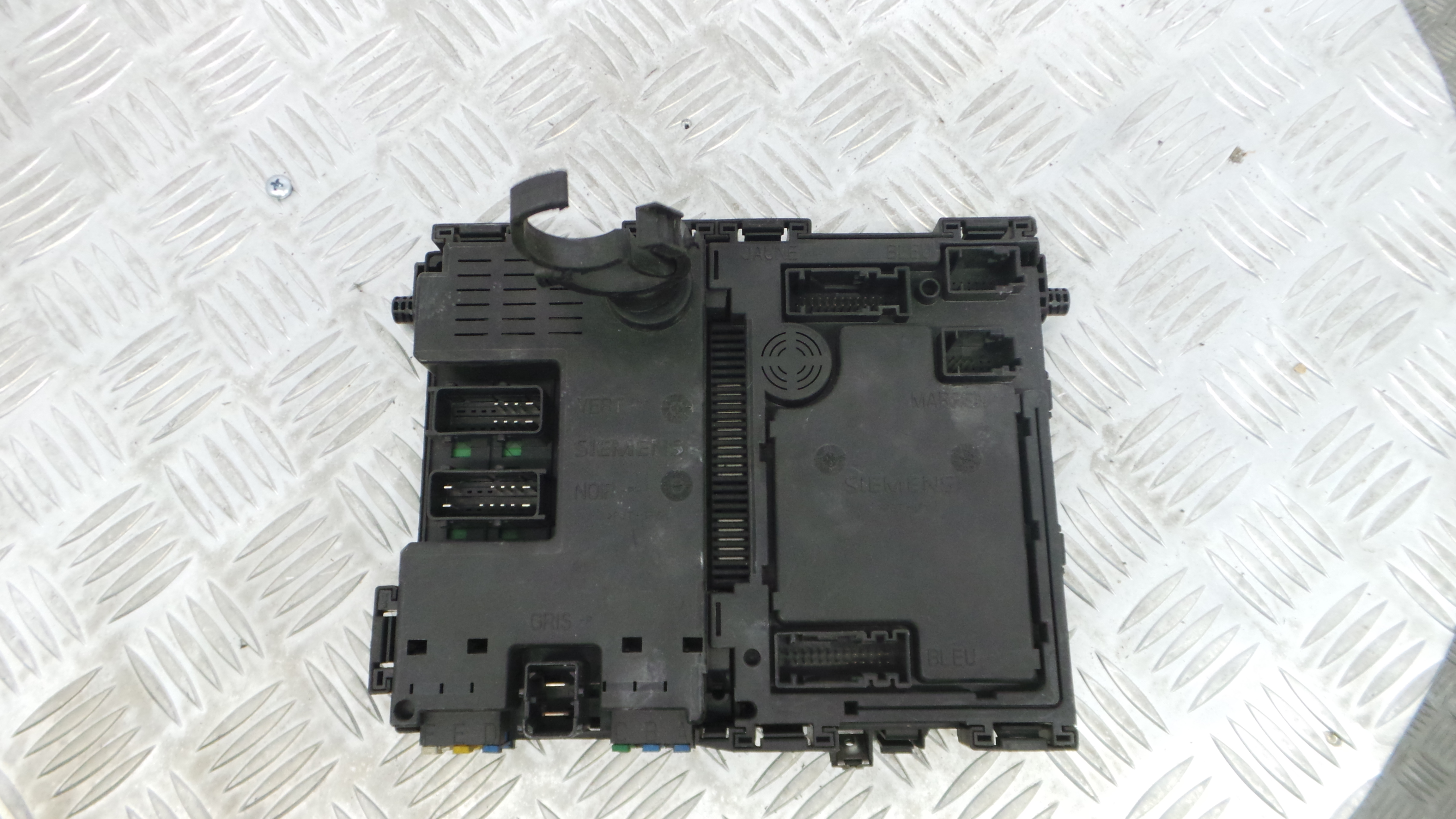 Caixa dos Fusíveis / BSI / UCH / SAM 9626460880 - PEUGEOT 206 Hatchback (2A/C)-33110437