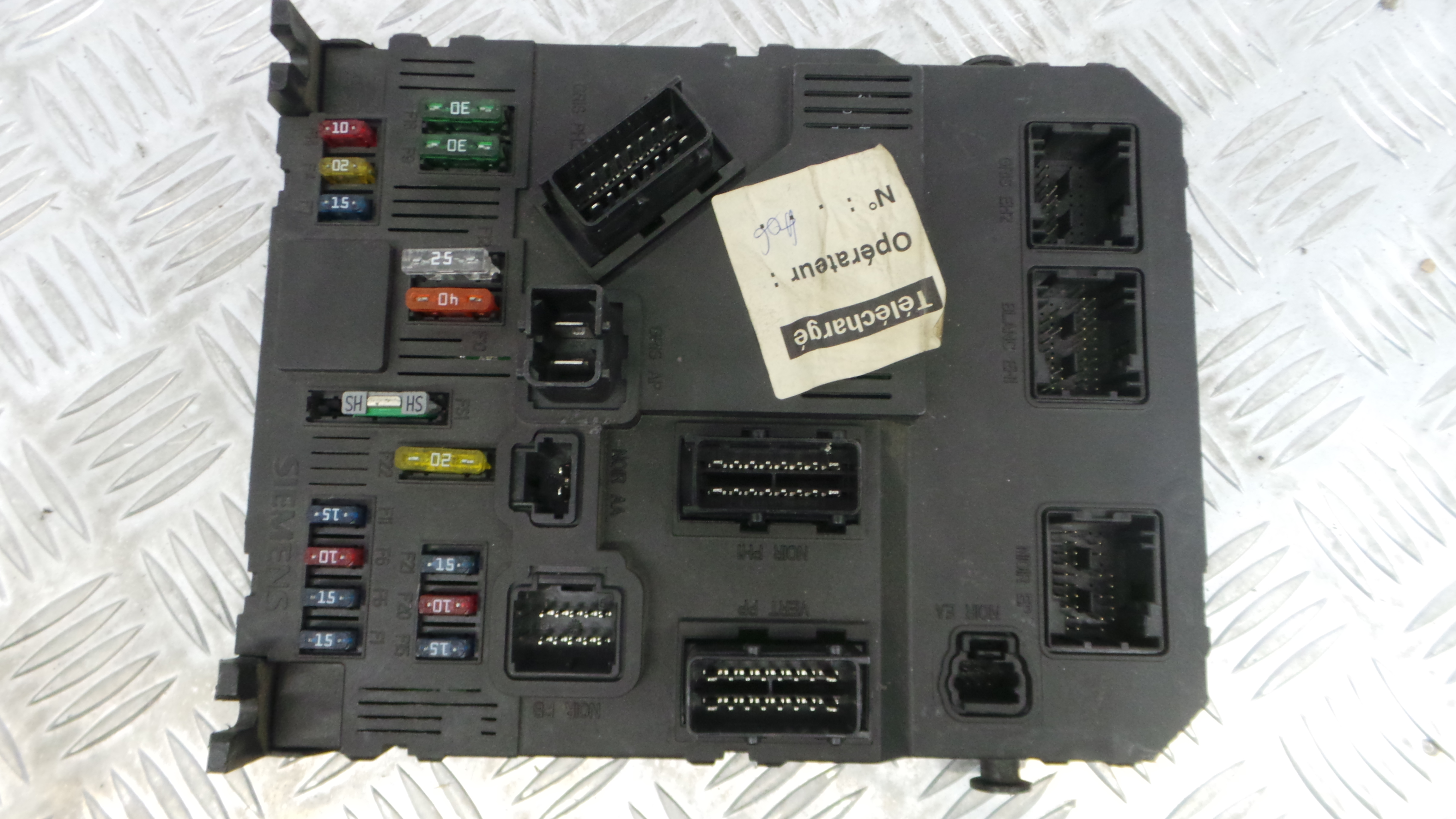 Caixa dos Fusíveis / BSI / UCH / SAM  - CITROËN XSARA PICASSO (N68)-33110581