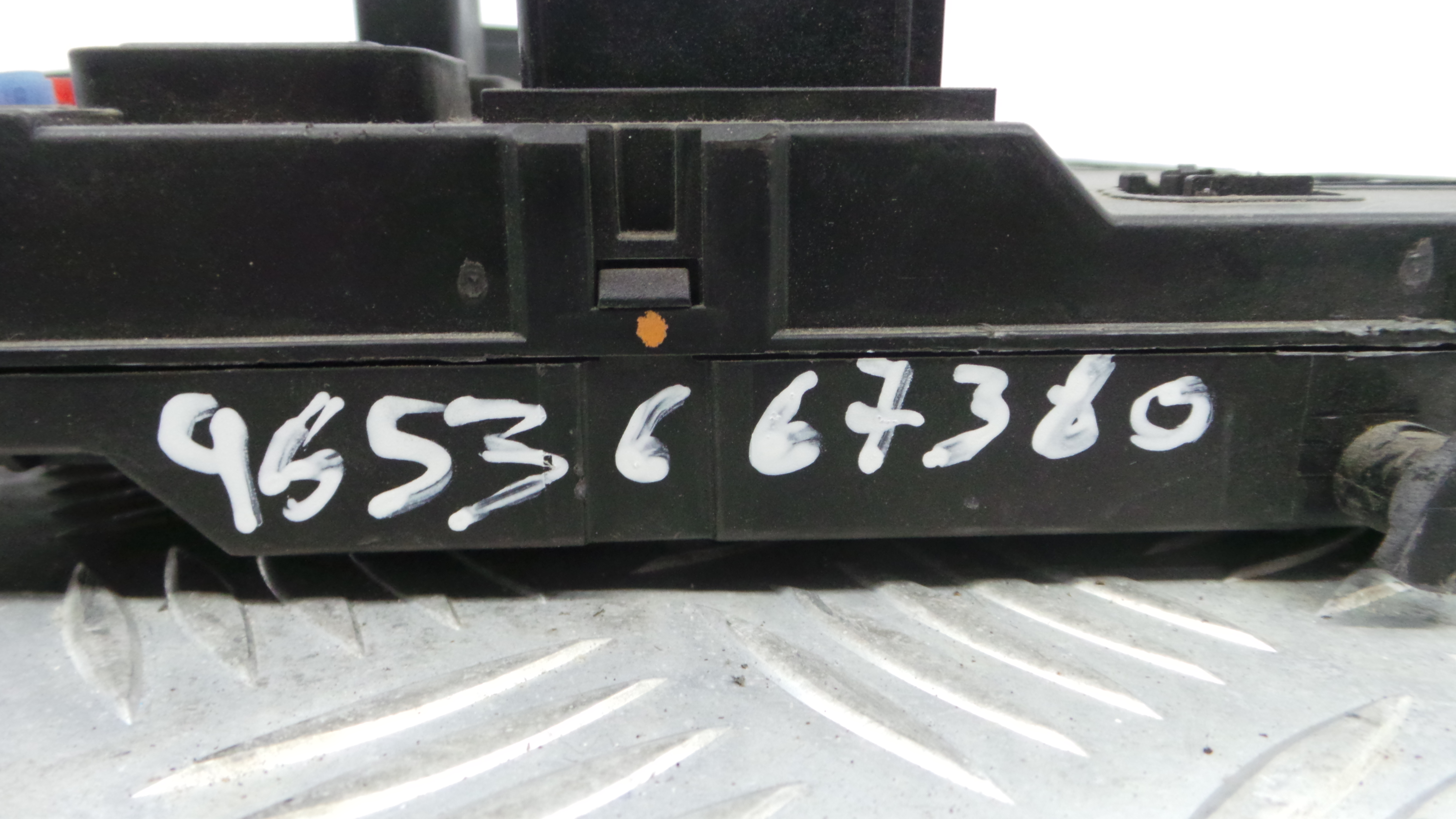 Caixa dos Fusíveis / BSI / UCH / SAM 9653667380 - CITROËN C3 I (FC_, FN_)-33110750