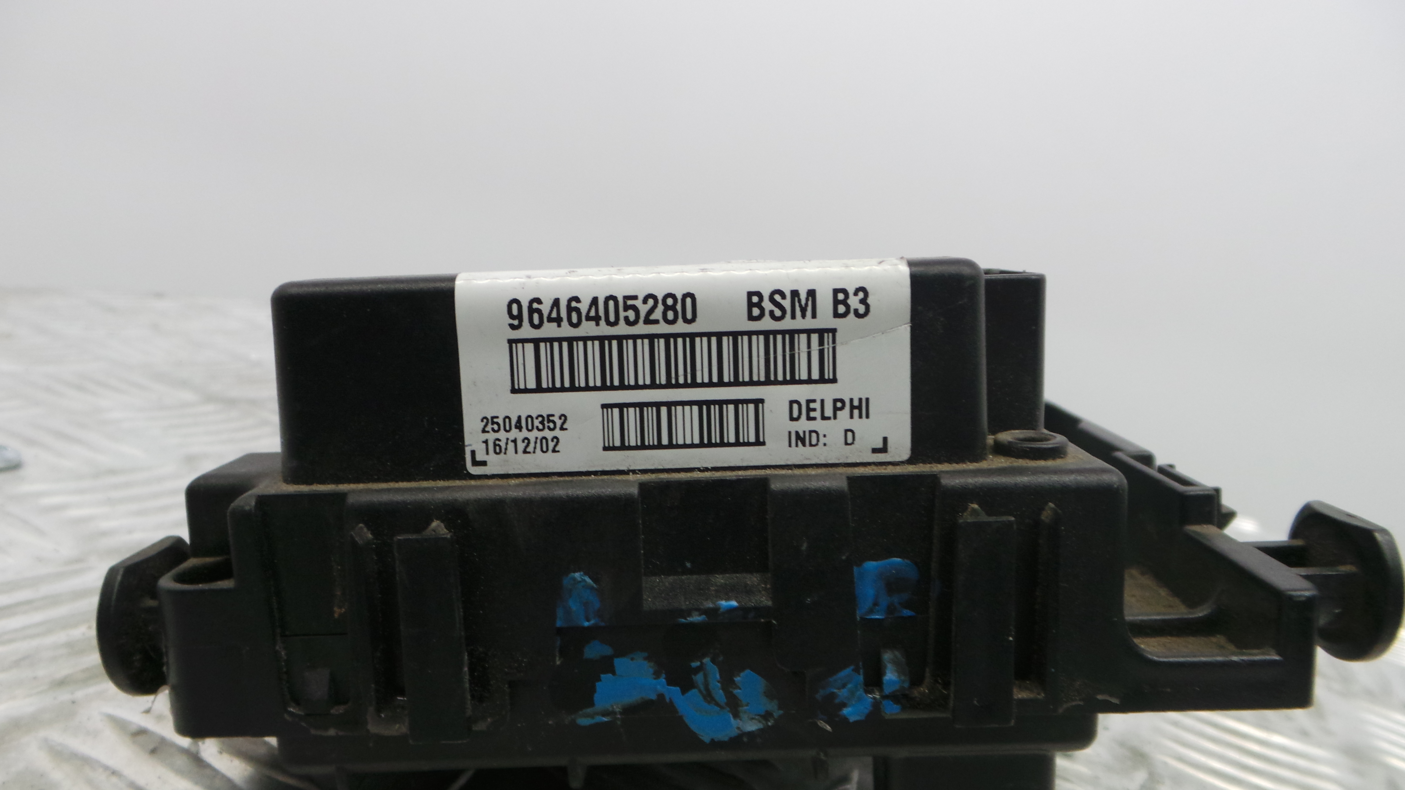 Caixa dos Fusíveis / BSI / UCH / SAM 9646405280 - CITROËN XSARA (N1)-33111253 Caixa dos Fusíveis / BSI / UCH / SAM 9646405280 - CITROËN XSARA (N1)-33111253