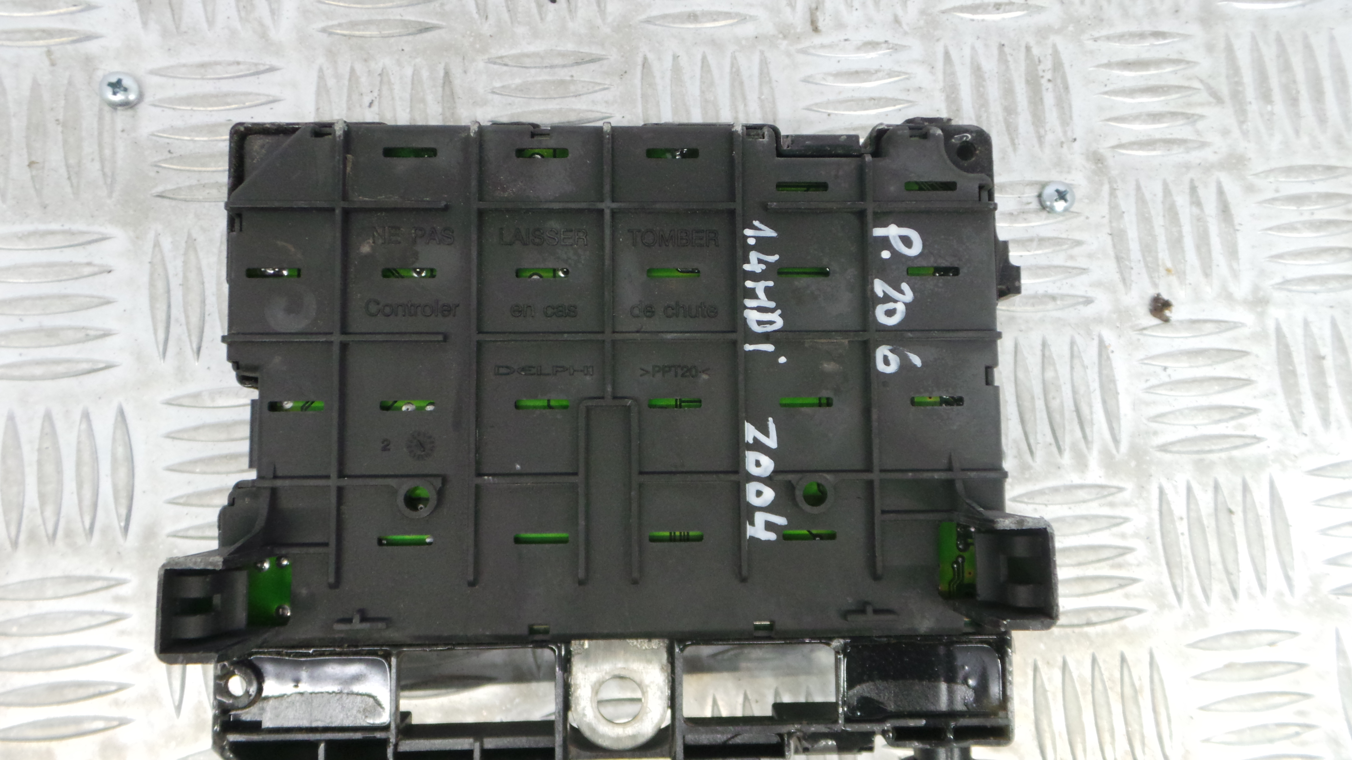 Caixa dos Fusíveis / BSI / UCH / SAM 9657608880 - PEUGEOT 206 Hatchback (2A/C)-33111263