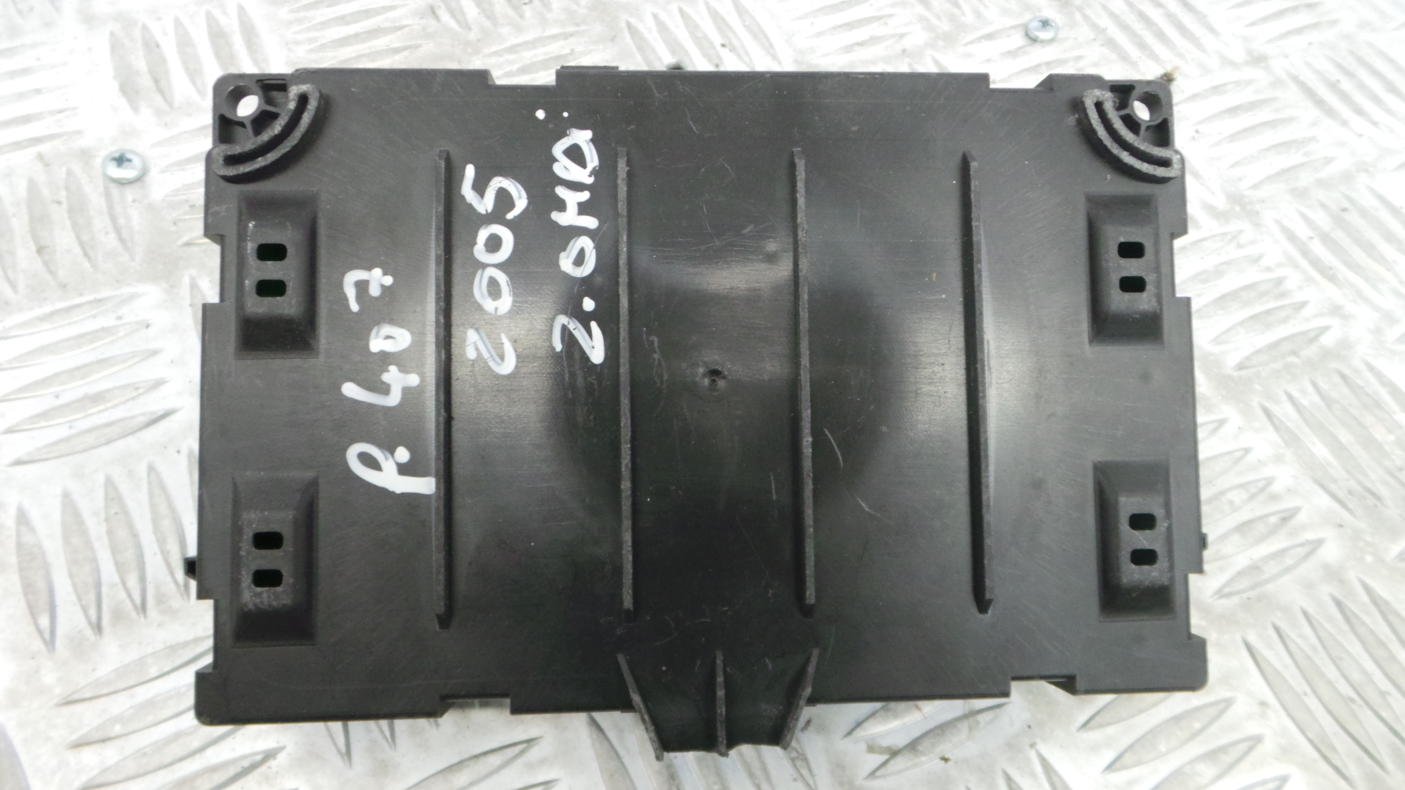 Caixa dos Fusíveis / BSI / UCH / SAM S120017003I - PEUGEOT 407 (6D_)-33111300 Caixa dos Fusíveis / BSI / UCH / SAM S120017003I - PEUGEOT 407 (6D_)-33111300