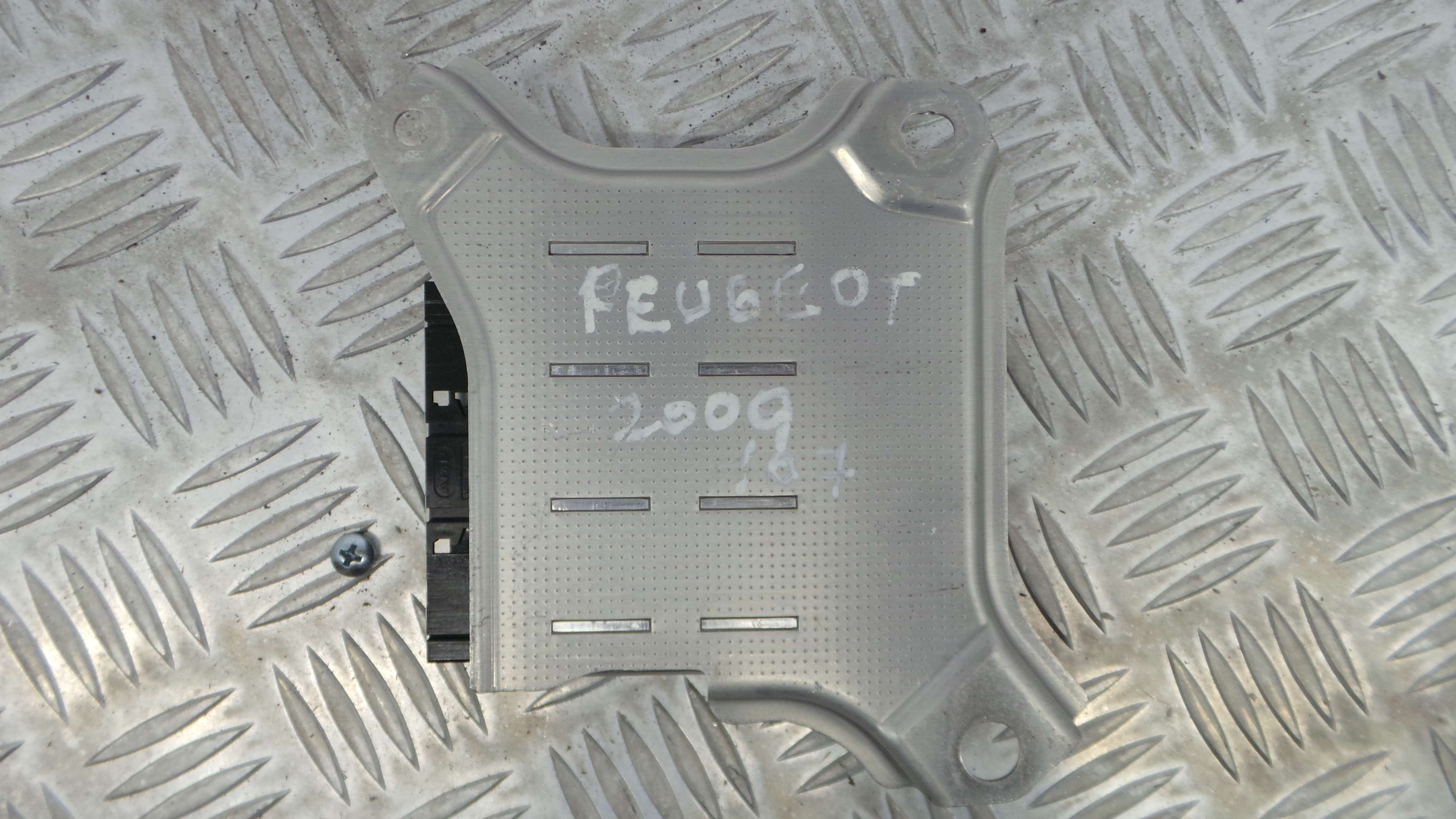 Centralina de Airbags 89170-0H050 - PEUGEOT 107 (PM_, PN_)-33111437 Centralina de Airbags 89170-0H050 - PEUGEOT 107 (PM_, PN_)-33111437