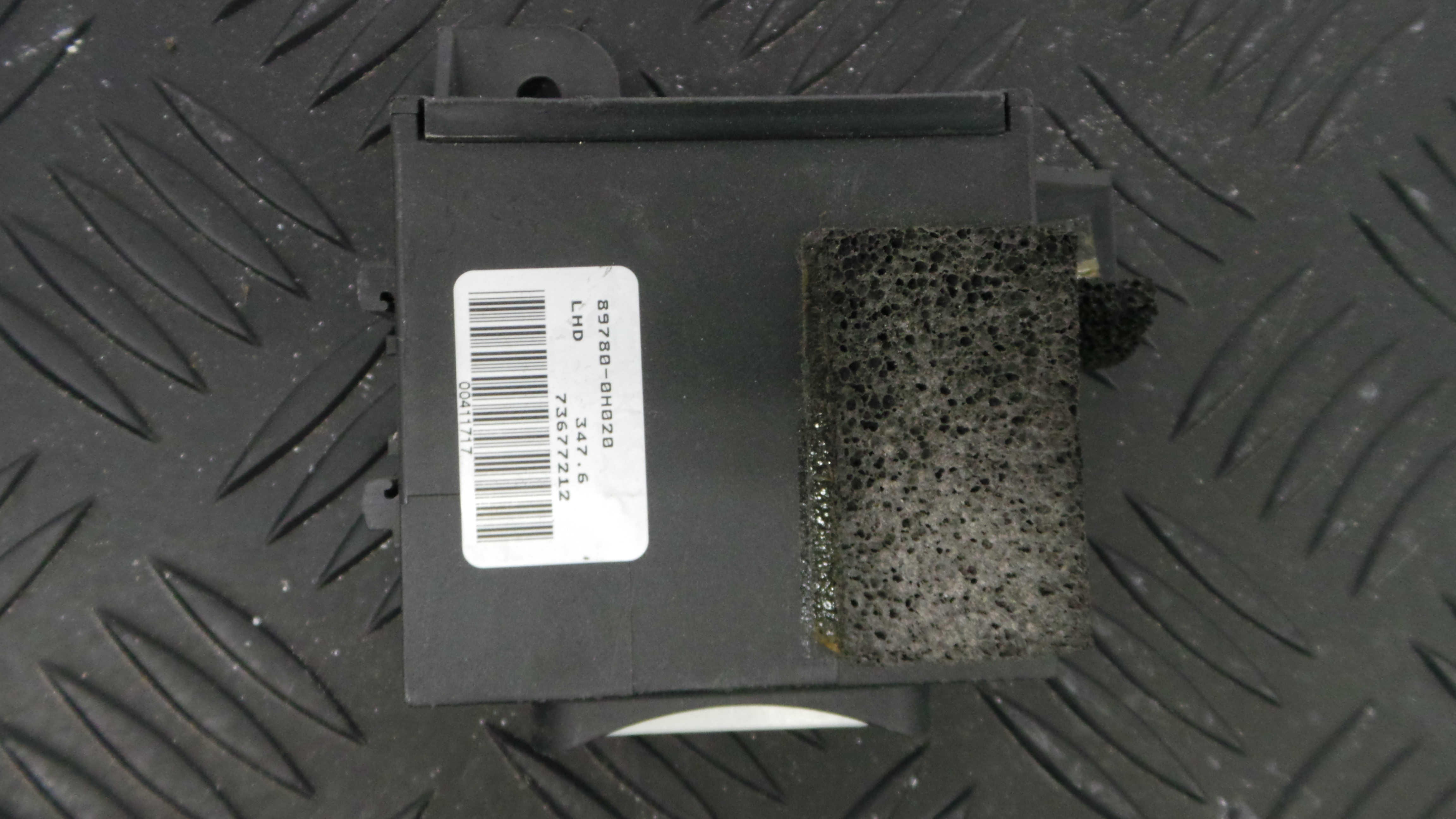 Centralina do Fecho Central 89780-0H020 - PEUGEOT 107 (PM_, PN_)-33111500