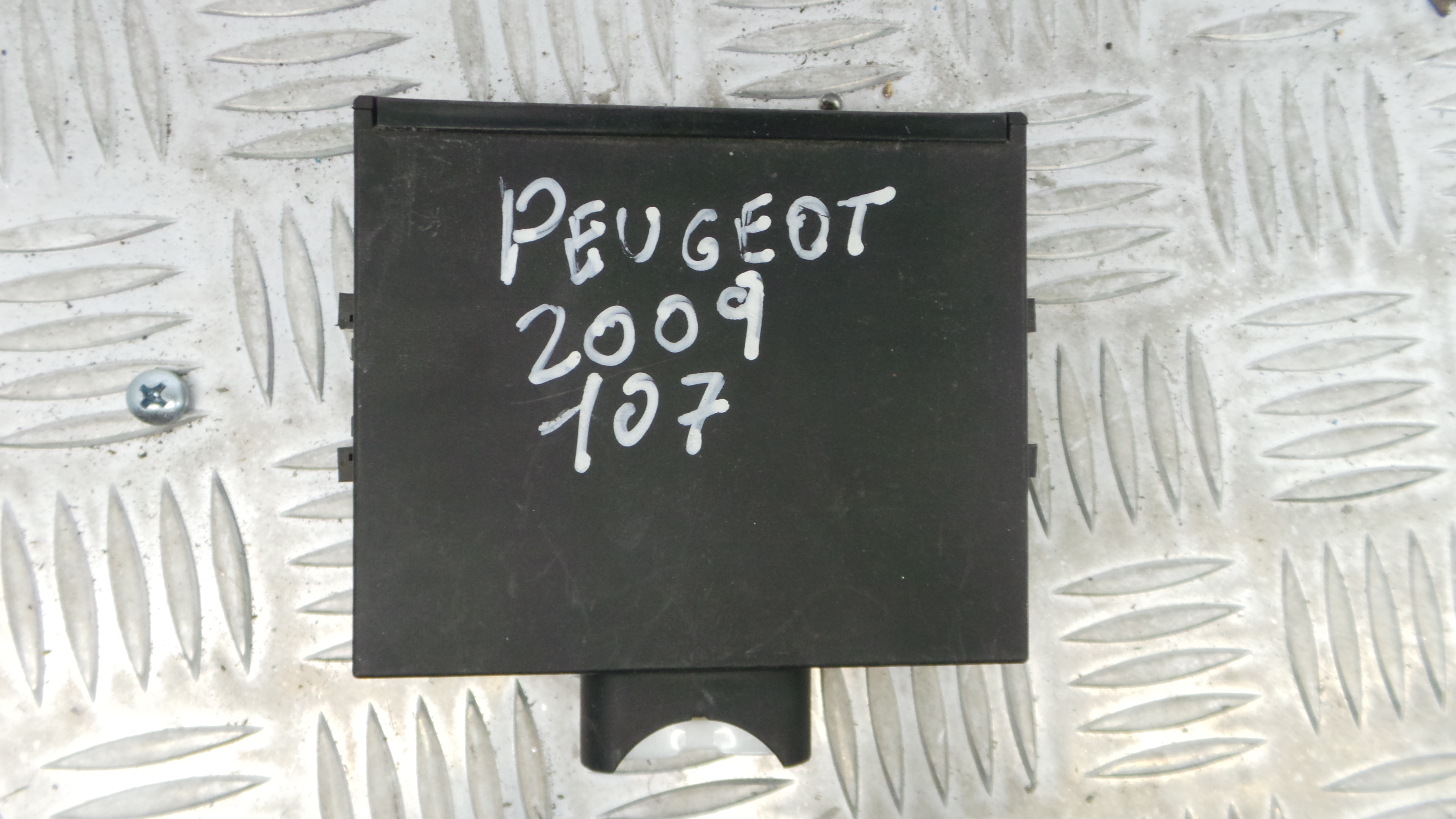 Centralina do Fecho Central 89740-0H011 - PEUGEOT 107 (PM_, PN_)-33111538