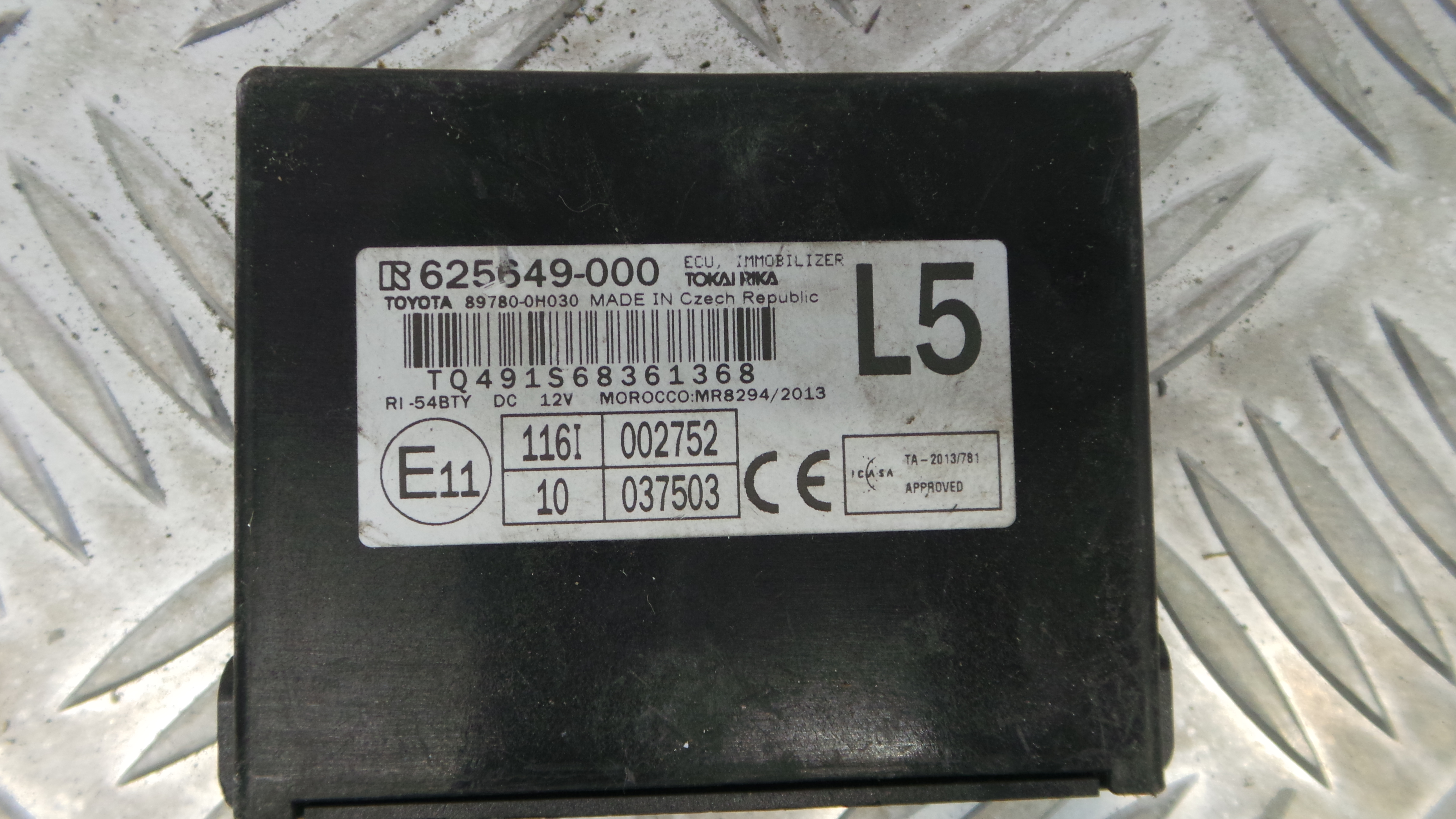 Centralina de Ignição (imobilizador) 89780-0H030 - PEUGEOT 108-33111552