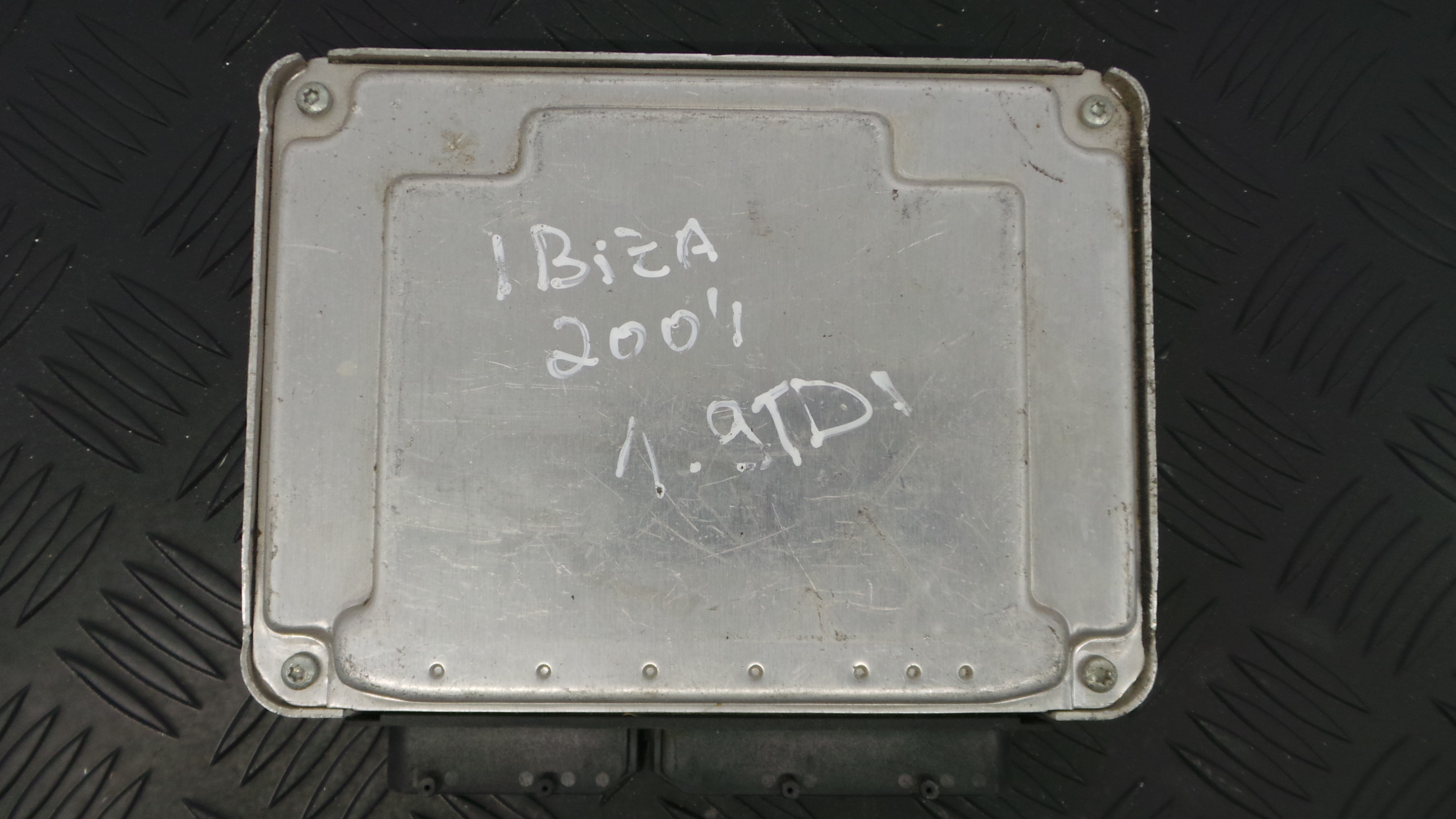 Centralina do Motor 038906012HP - SEAT IBIZA III (6L1), IBIZA Mk III (6L1)-33111792