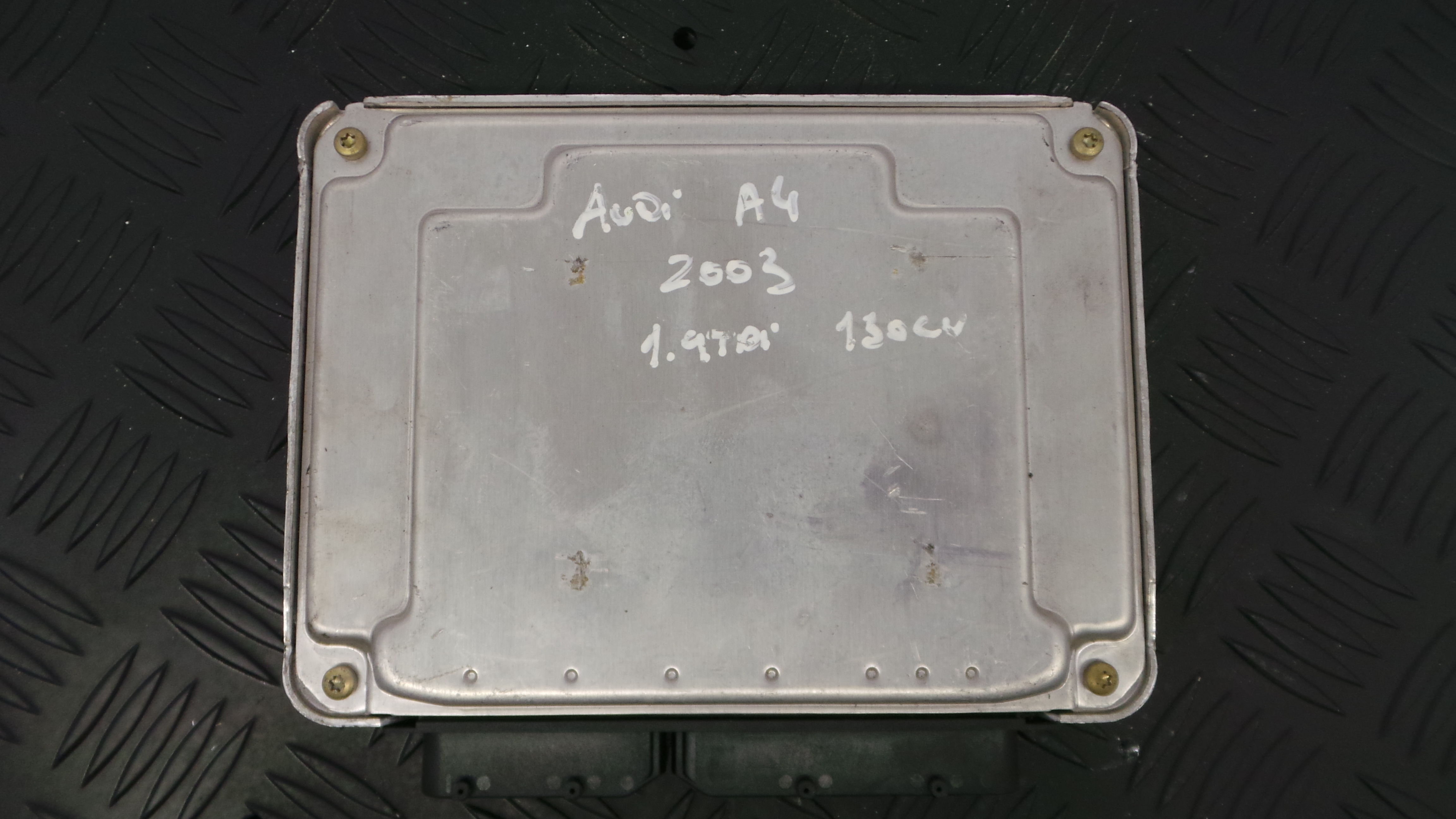 Centralina do Motor 038906019FP - AUDI A4 B6 (8E2)-33111795 Centralina do Motor 038906019FP - AUDI A4 B6 (8E2)-33111795