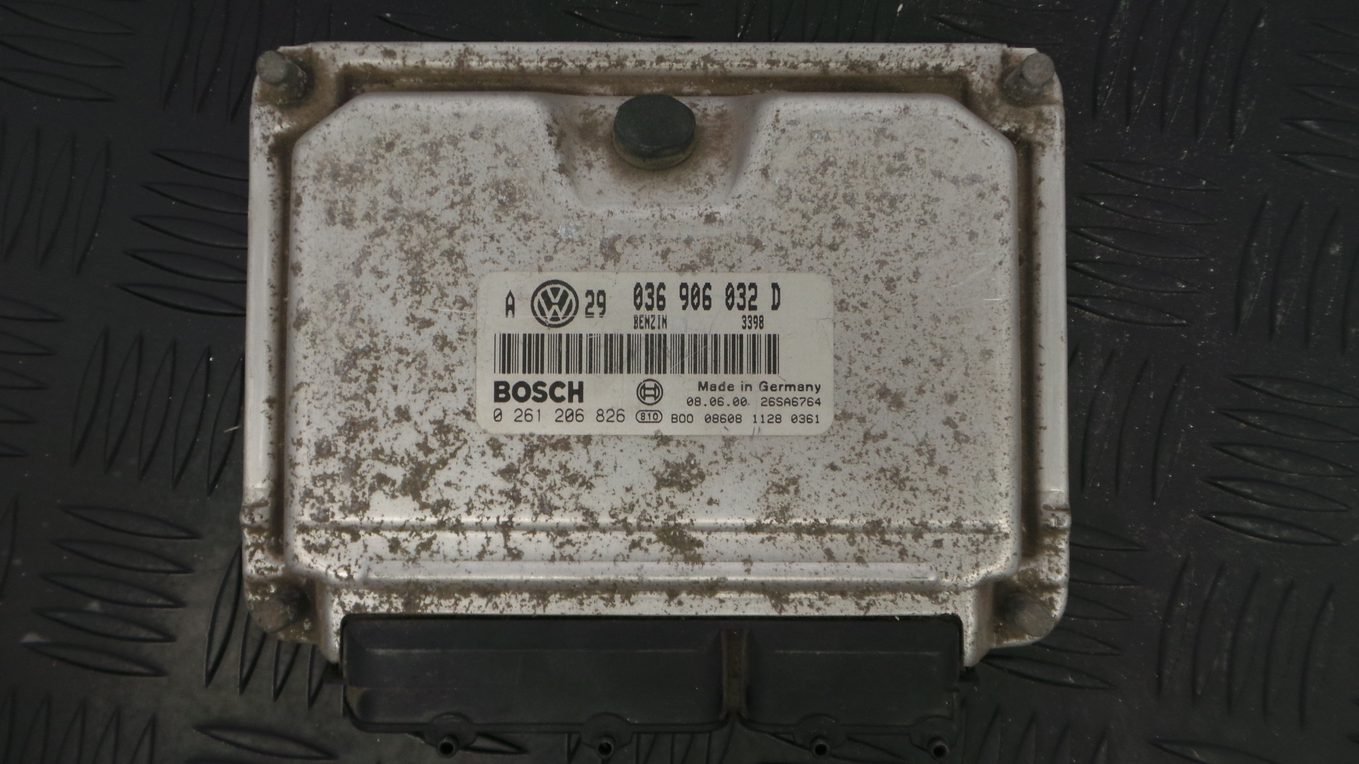 Centralina do Motor 036906032D - VW GOLF IV (1J1), GOLF Mk IV (1J1)-33111827