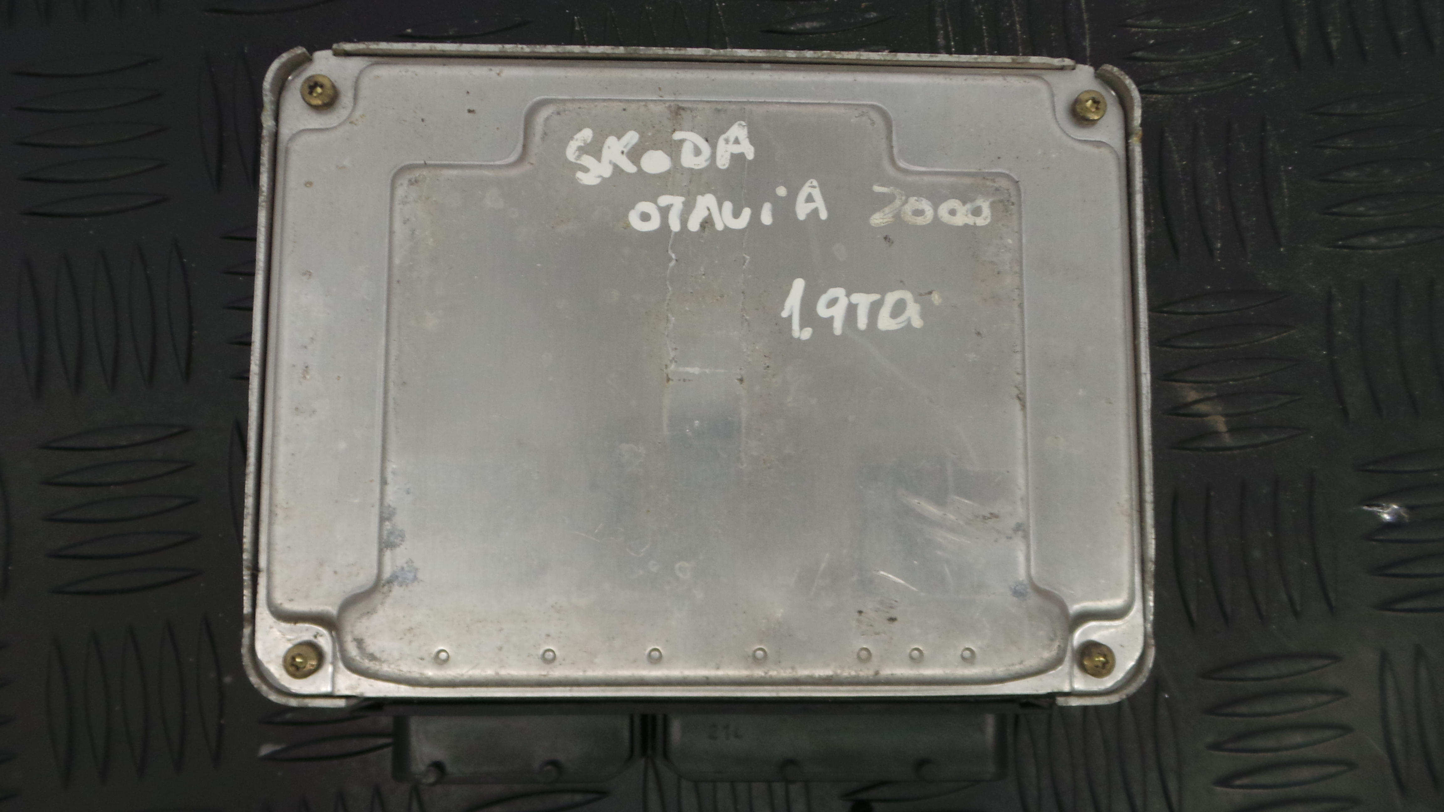Centralina do Motor 038906012H - SKODA OCTAVIA I (1U2)-33111839 Centralina do Motor 038906012H - SKODA OCTAVIA I (1U2)-33111839